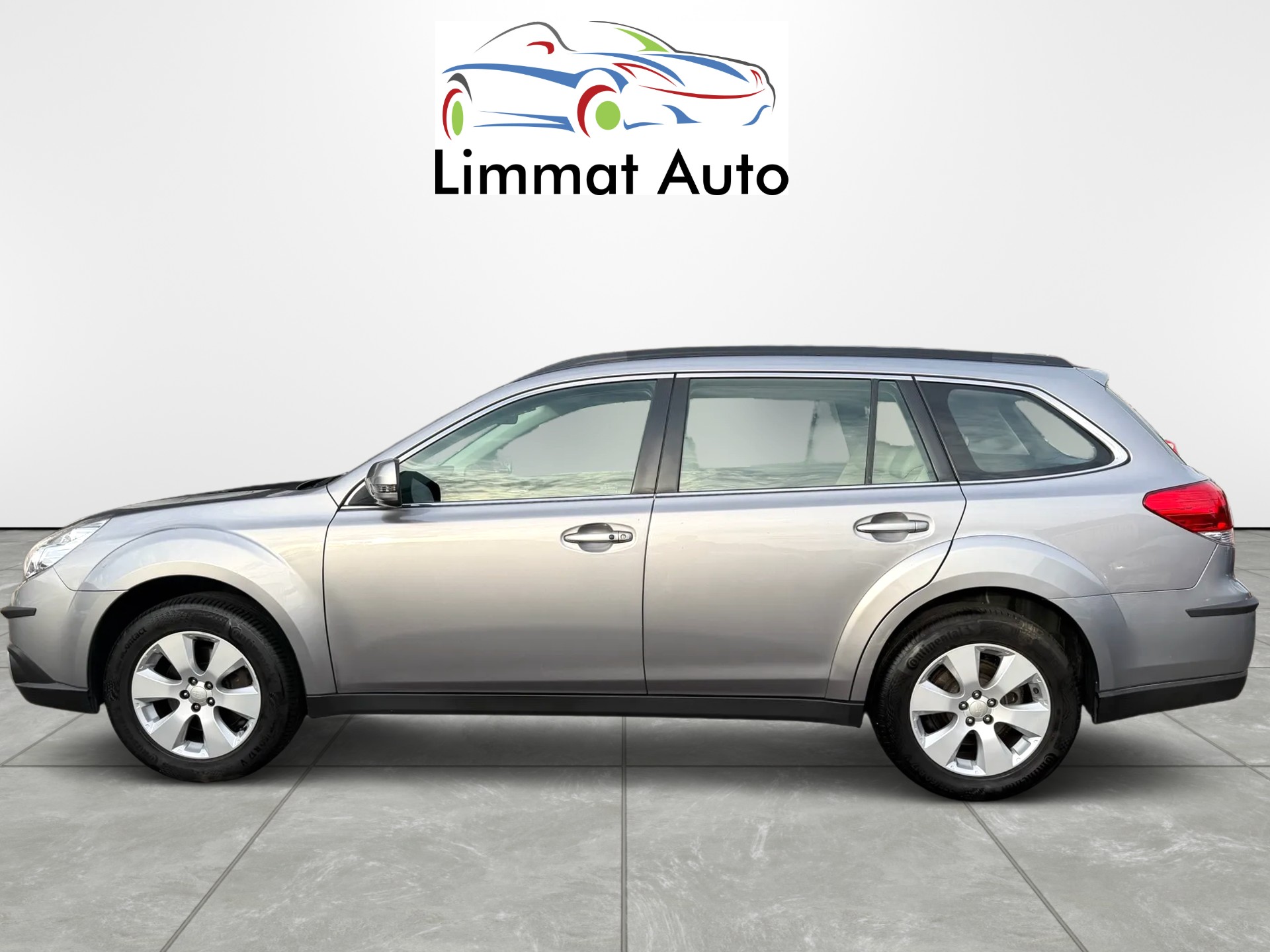 SUBARU Outback 3.6R Executive AWD Automatic-image-2
