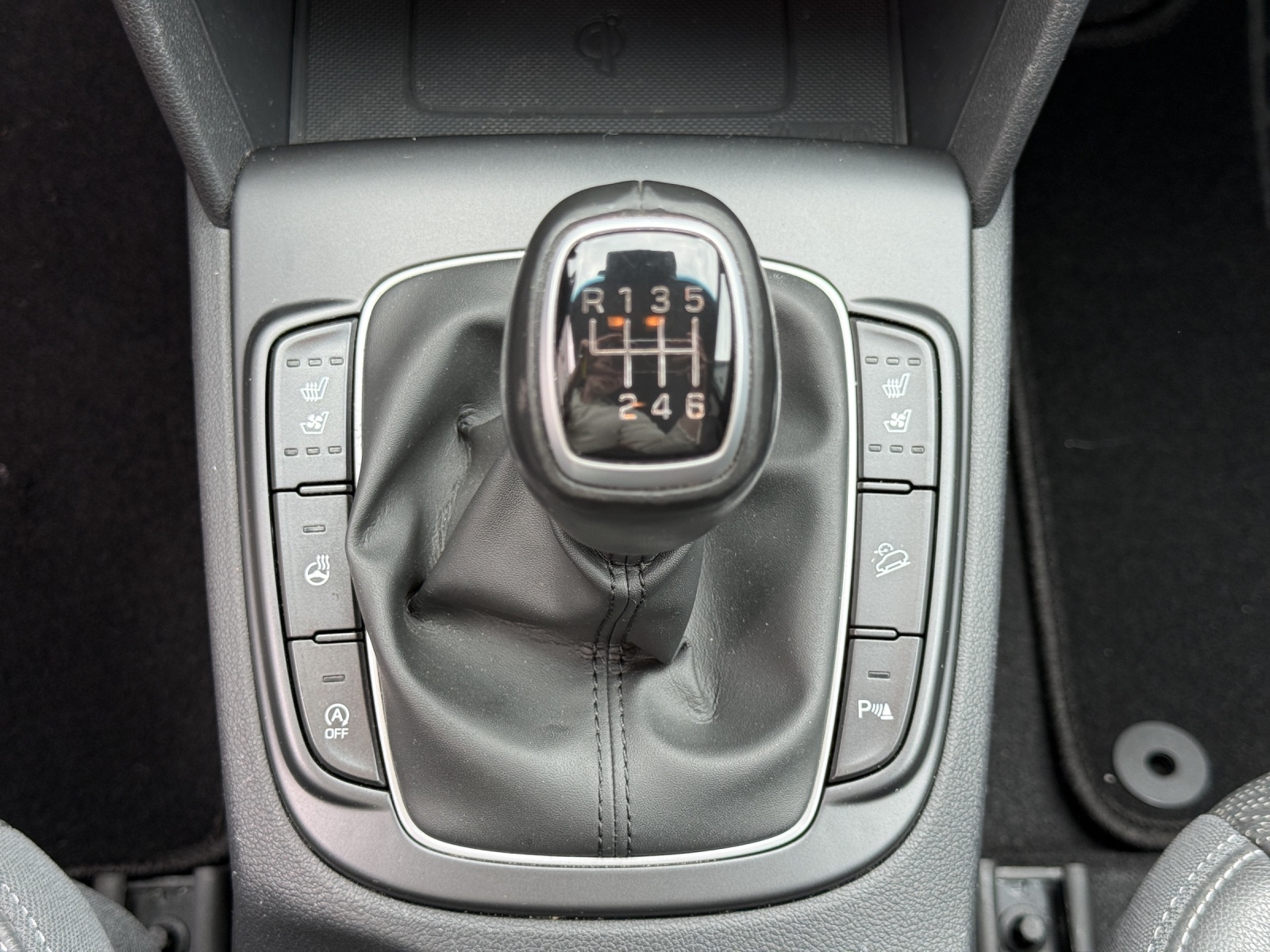 HYUNDAI Kona 1.0 T-GDi Launch Plus 2WD-image-27