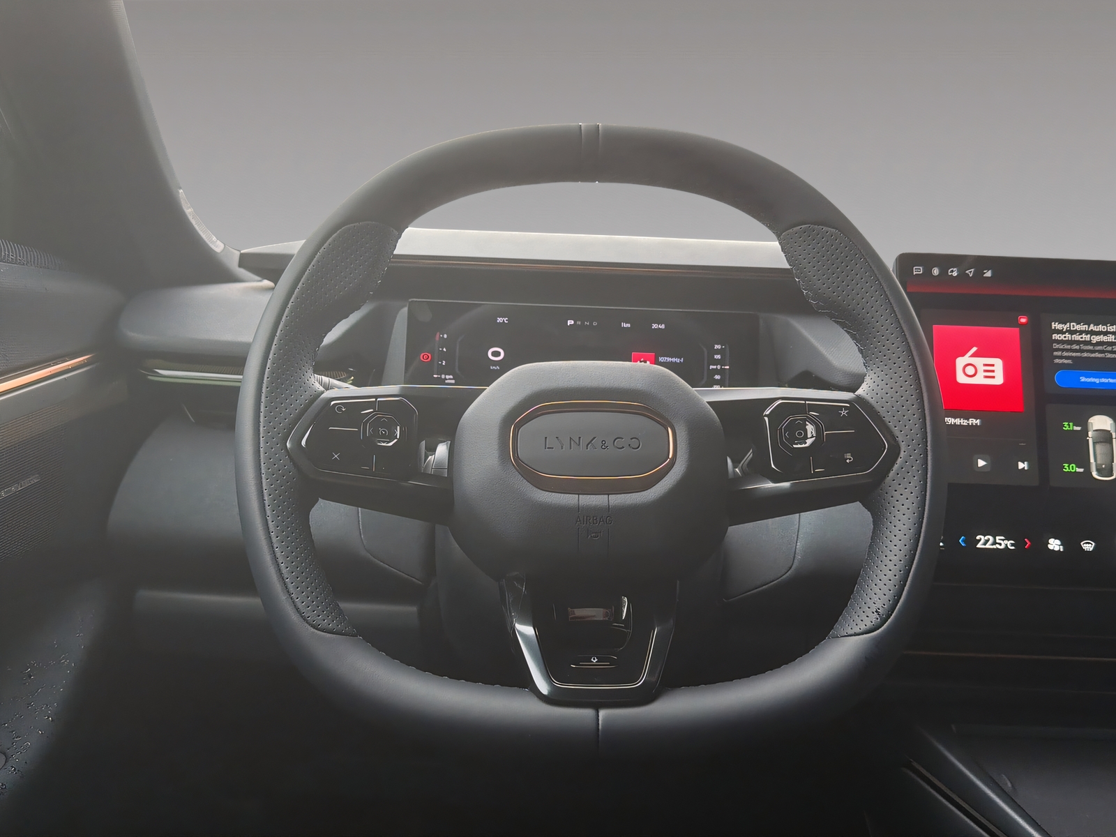 LYNK & CO 08 1.5 PHEV More-image-9