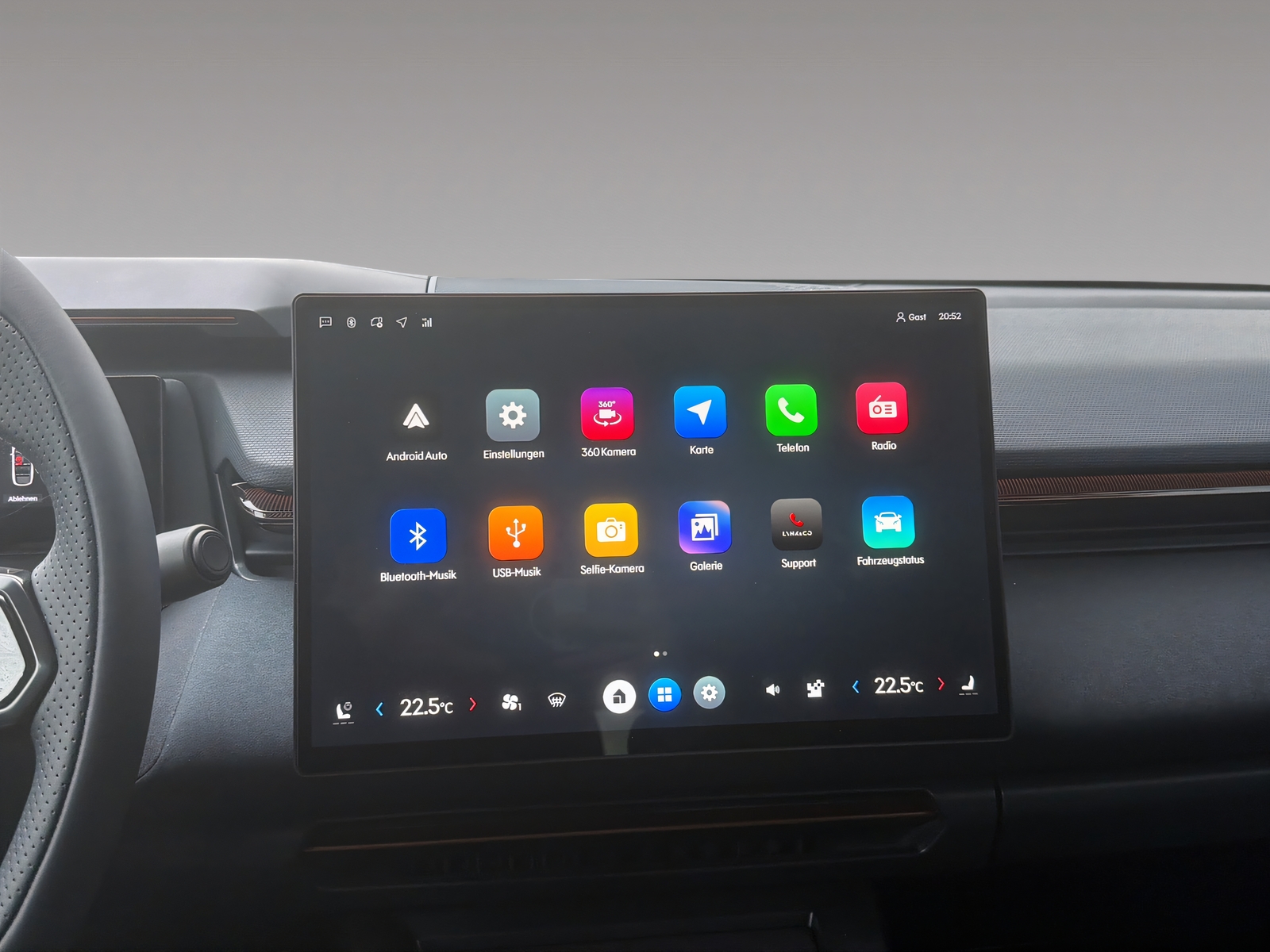 LYNK & CO 08 1.5 PHEV More-image-15