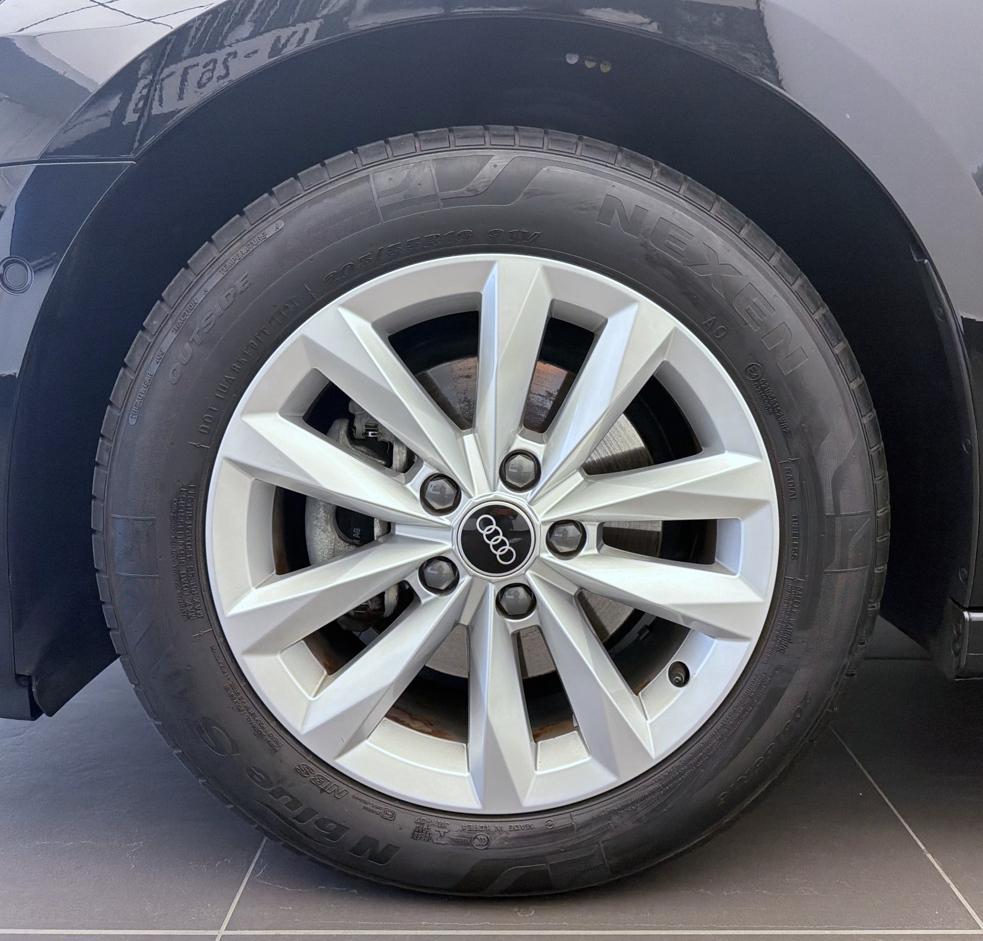 AUDI A3 Sportback 35 TFSI Attraction S-tronic-image-2