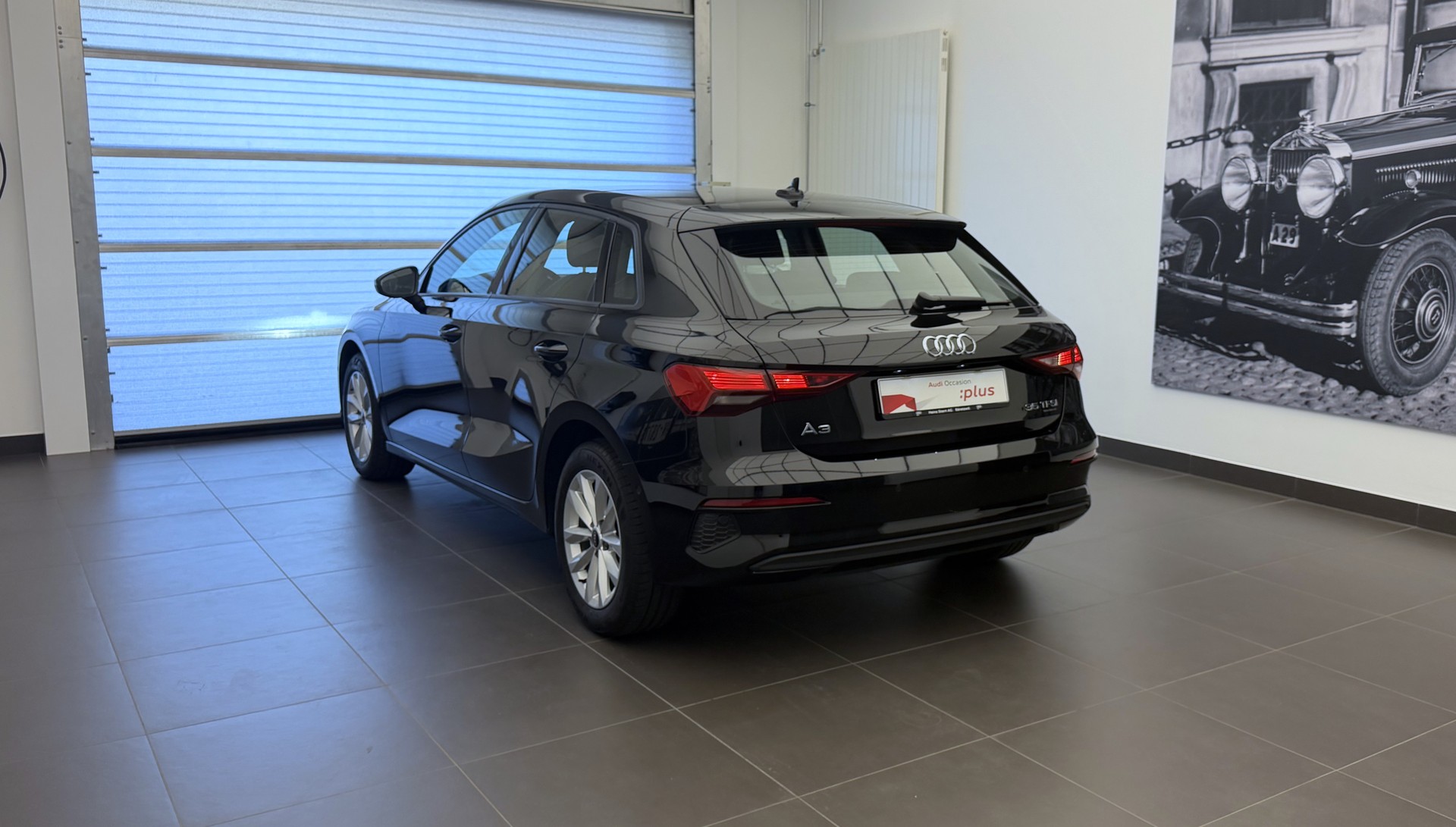 AUDI A3 Sportback 35 TFSI Attraction S-tronic-image-19