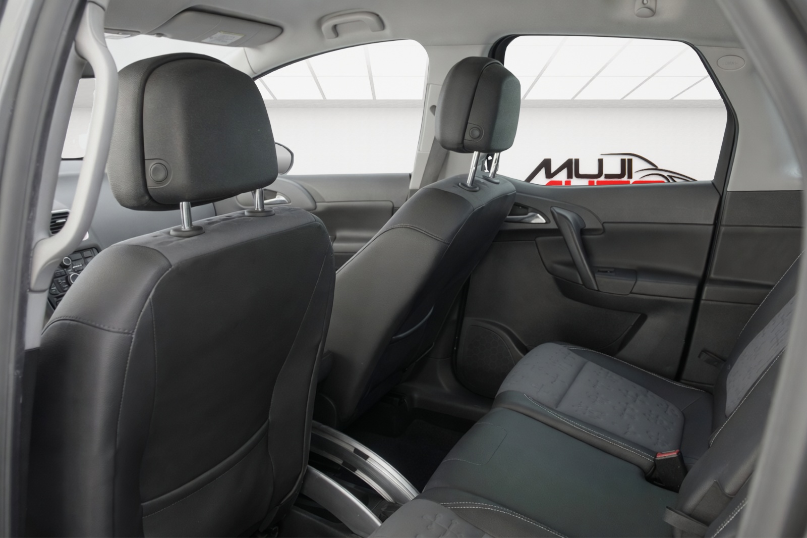 OPEL Meriva 1.7 CDTi Cosmo Automatic-image-11