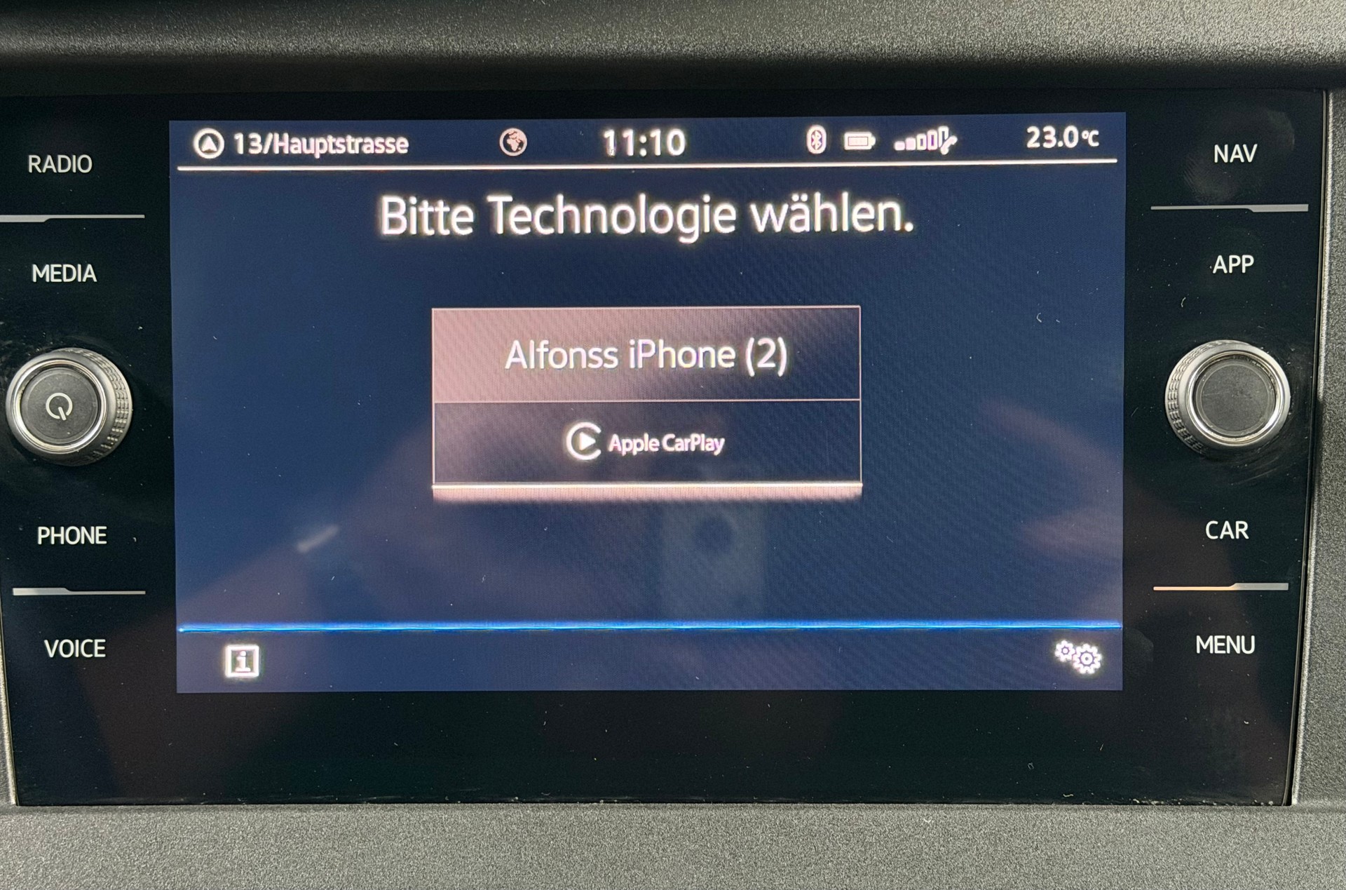 VW T6.1 2.0 TDI DSG Automat / 8-Plätzer / Tempomat-image-5