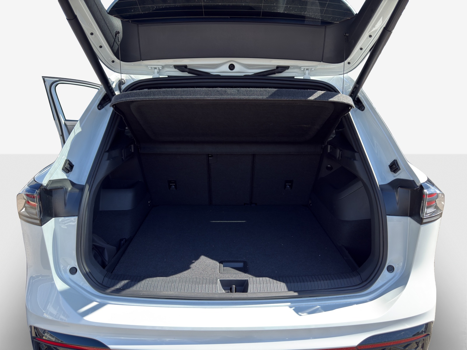 VW Tiguan 2.0 TDI SCR R-Line 4Motion DSG-image-12