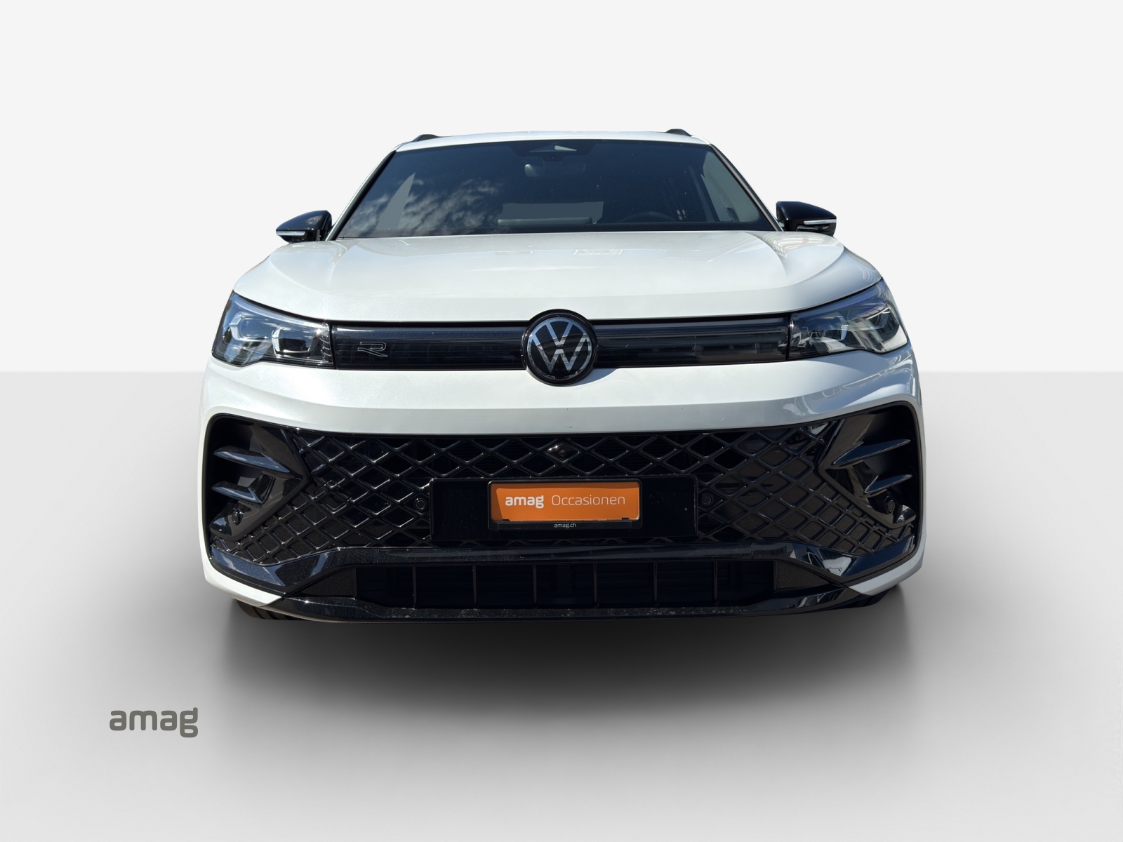 VW Tiguan 2.0 TDI SCR R-Line 4Motion DSG-image-6