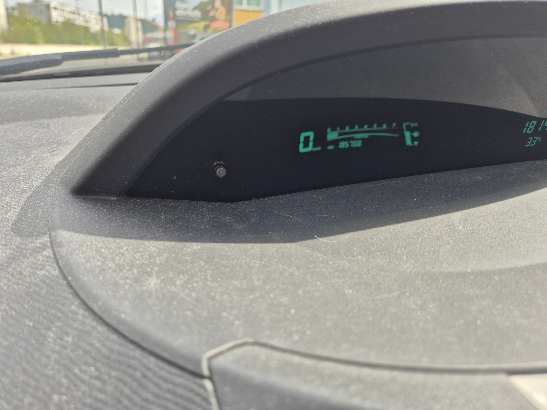 TOYOTA Yaris 1.3 Linea Sol-image-13