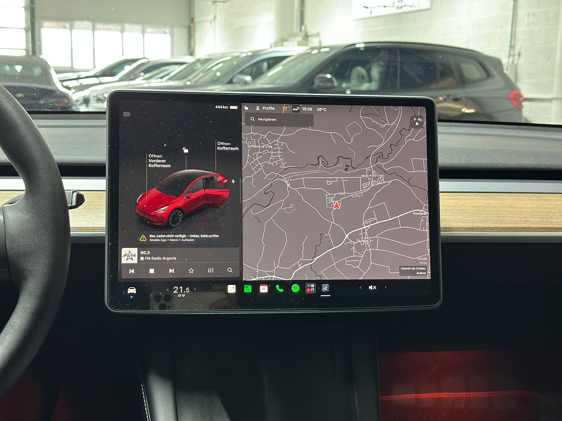 TESLA Model Y Long Range-image-12