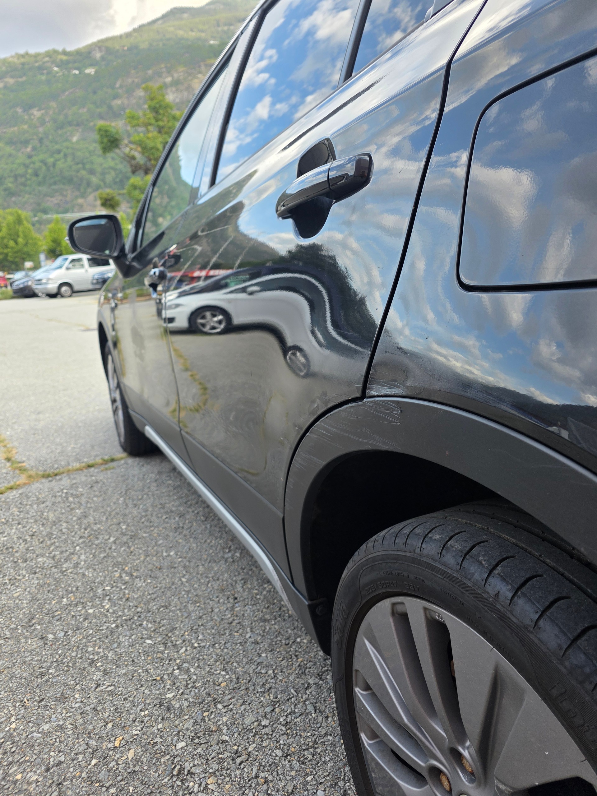 SUZUKI SX4 S-Cross 1.6 16V PizSulai 4WD CVT7-image-13