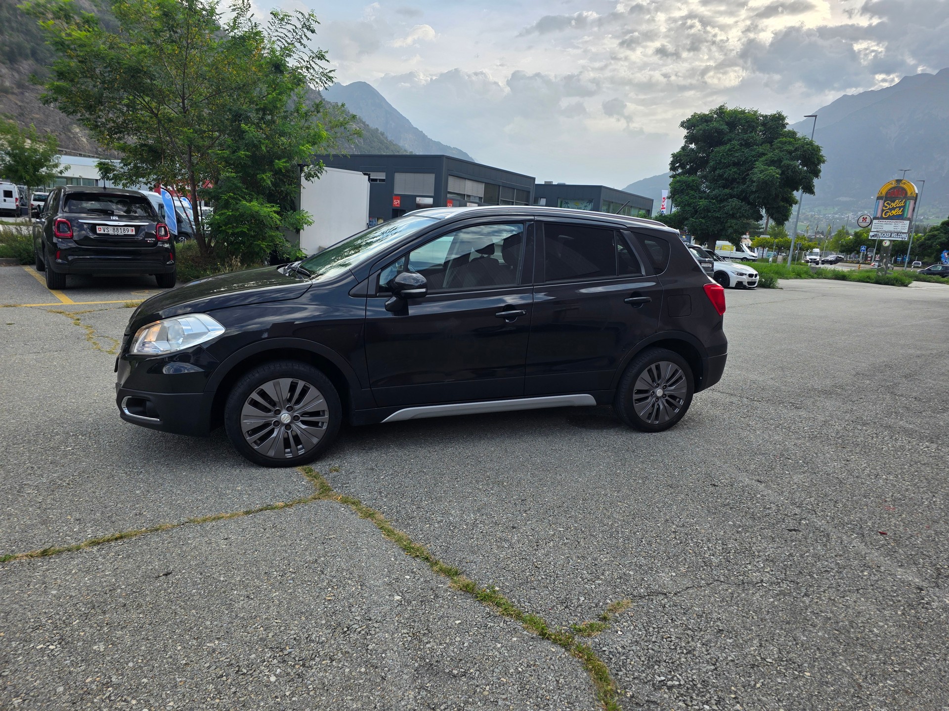 SUZUKI SX4 S-Cross 1.6 16V PizSulai 4WD CVT7-image-4