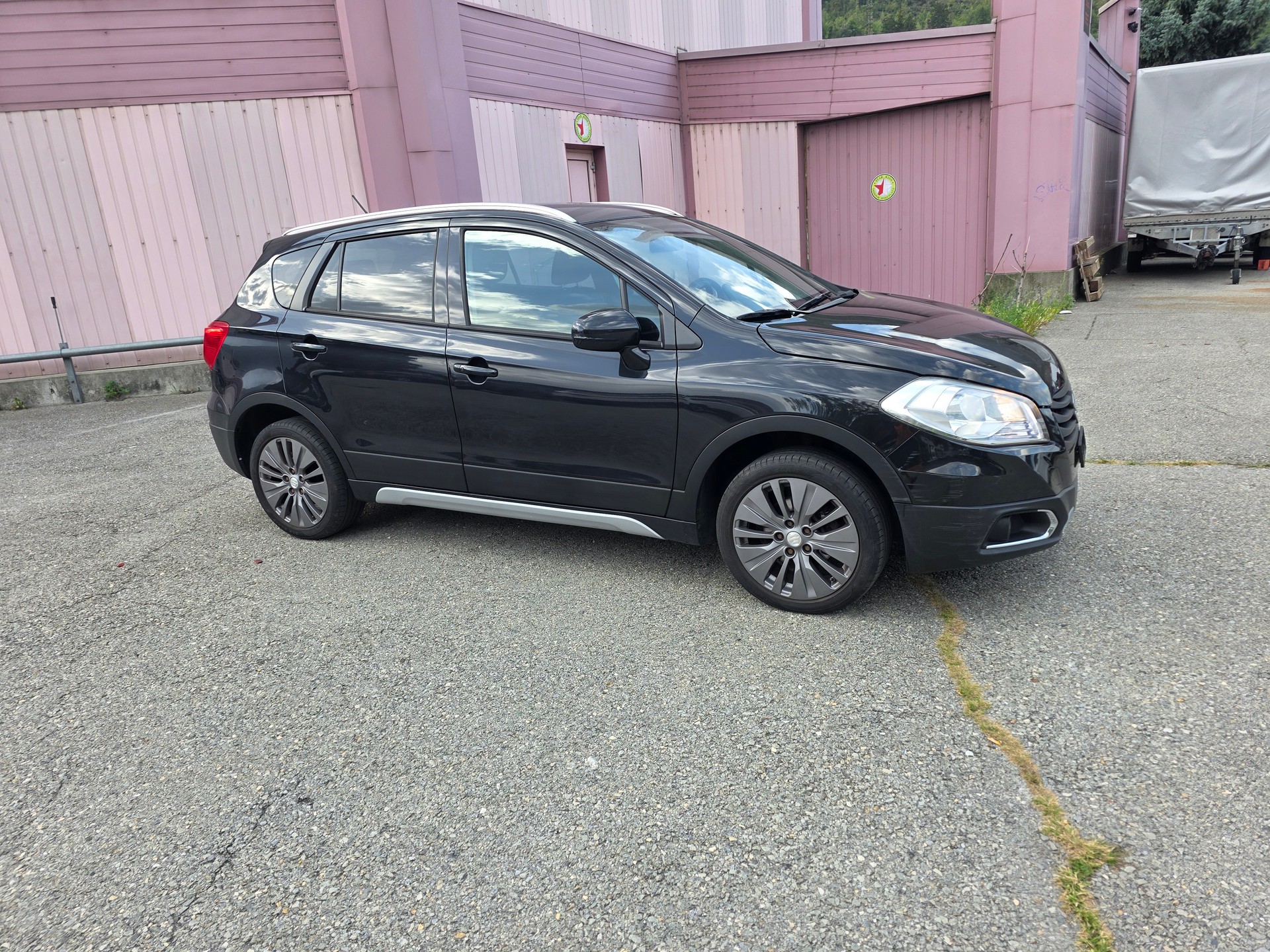 SUZUKI SX4 S-Cross 1.6 16V PizSulai 4WD CVT7-image-3