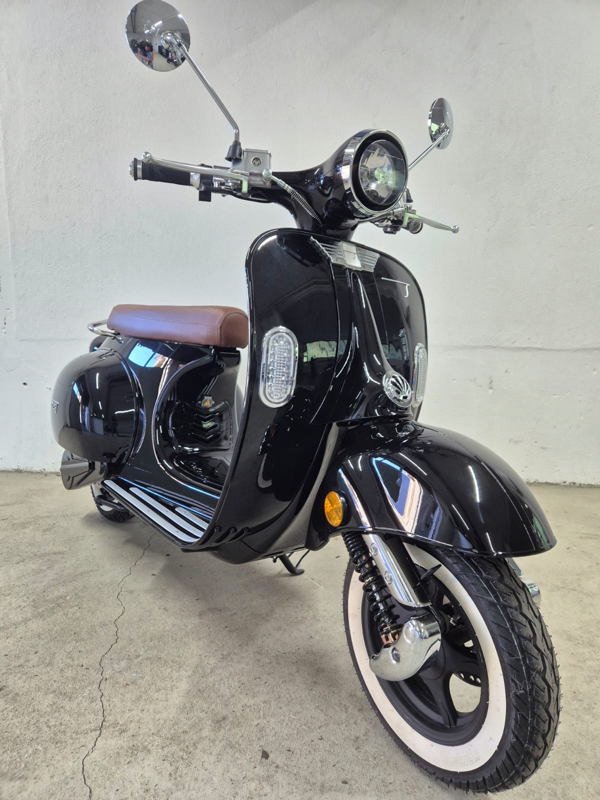 SAKURA EVESS E-Scooter 45km/h