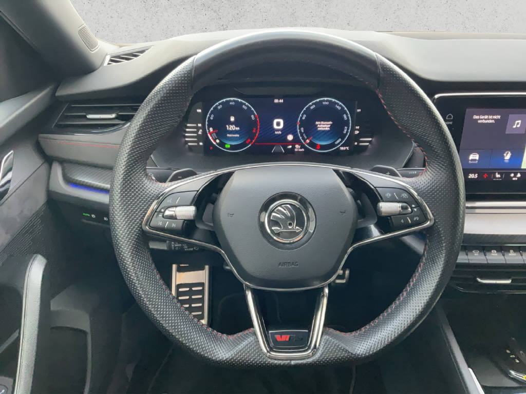 SKODA Octavia Combi 2.0 TSI RS DSG-image-9