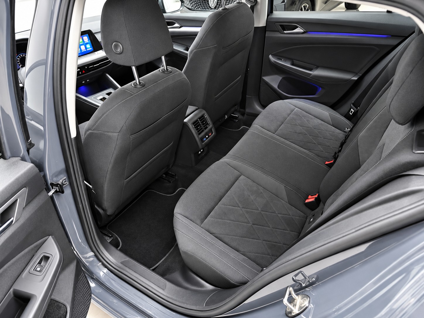 VW Golf 1.0 eTSI | CH | VOLLAUSSTATTUNG-image-14