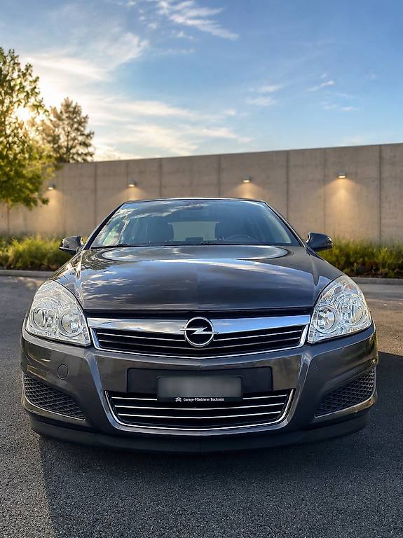 OPEL ASTRA-image-0
