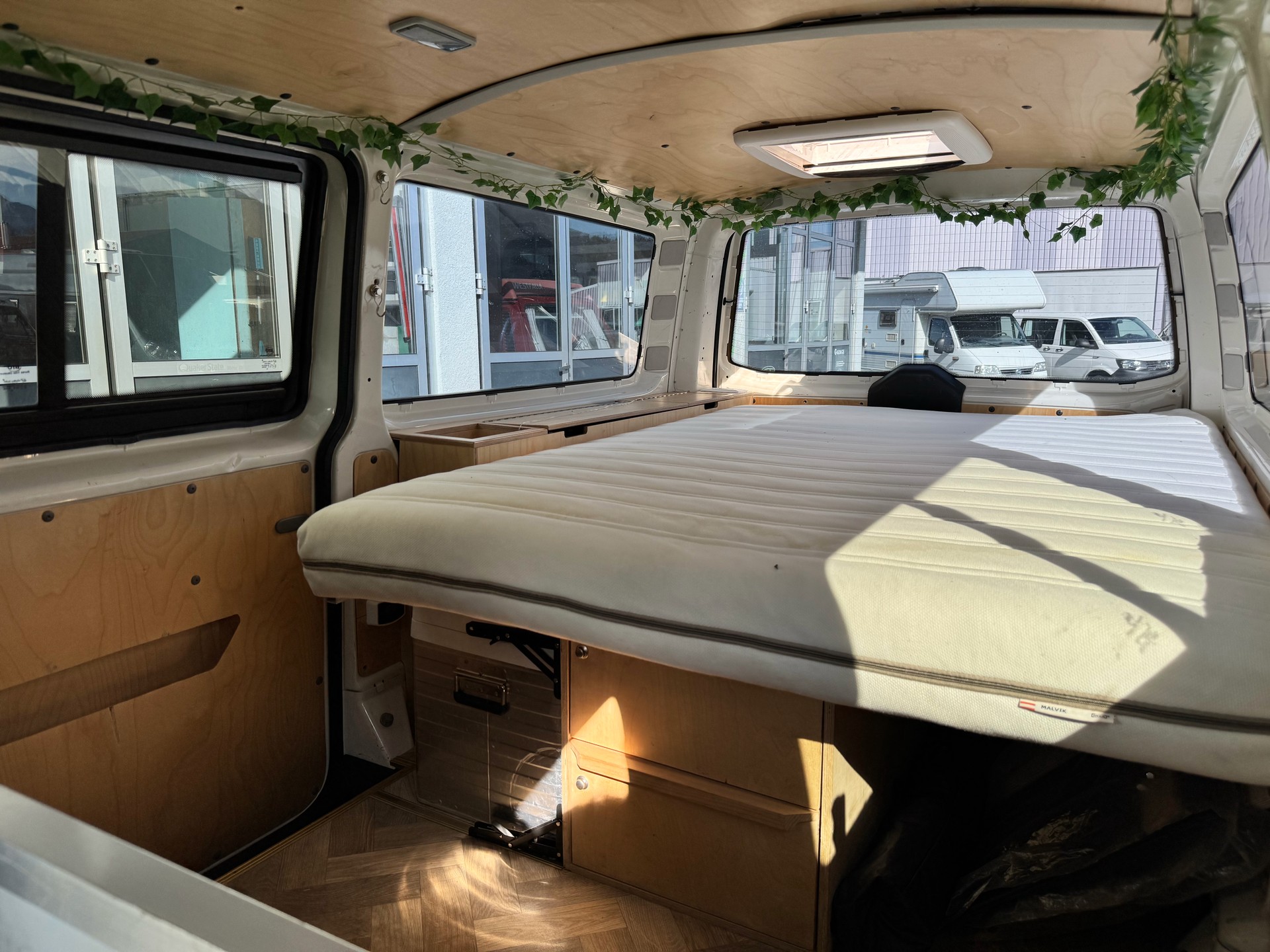 VW T5 1.9 TDI-image-9