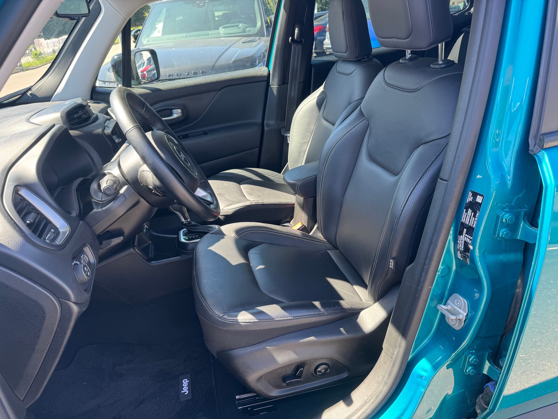 JEEP Renegade 1.5 MHEV Swiss Limited Sky-image-11