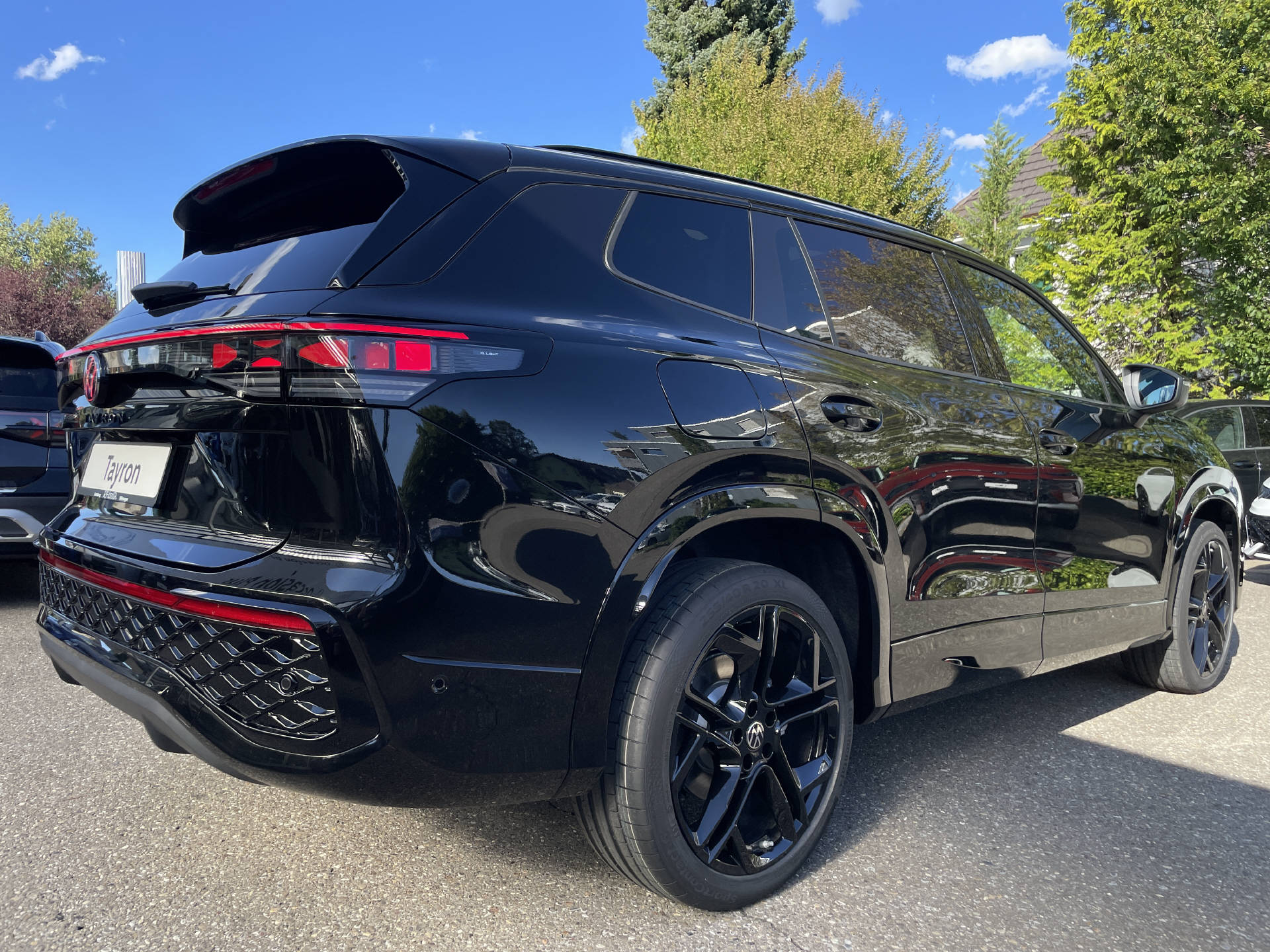 VW Tayron 2.0 TSI R-Line Plus DSG 4motion-image-3