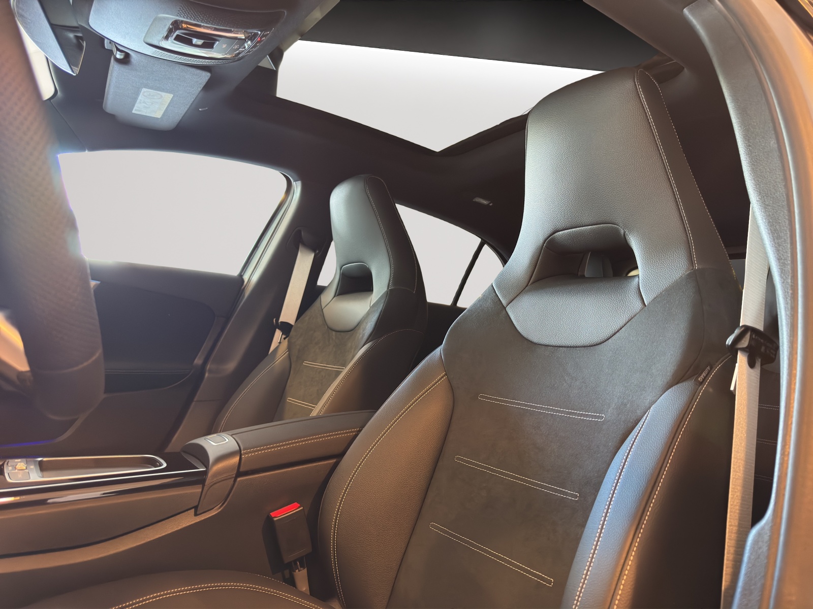 MERCEDES-BENZ A 250 4Matic 8G-DCT-image-9