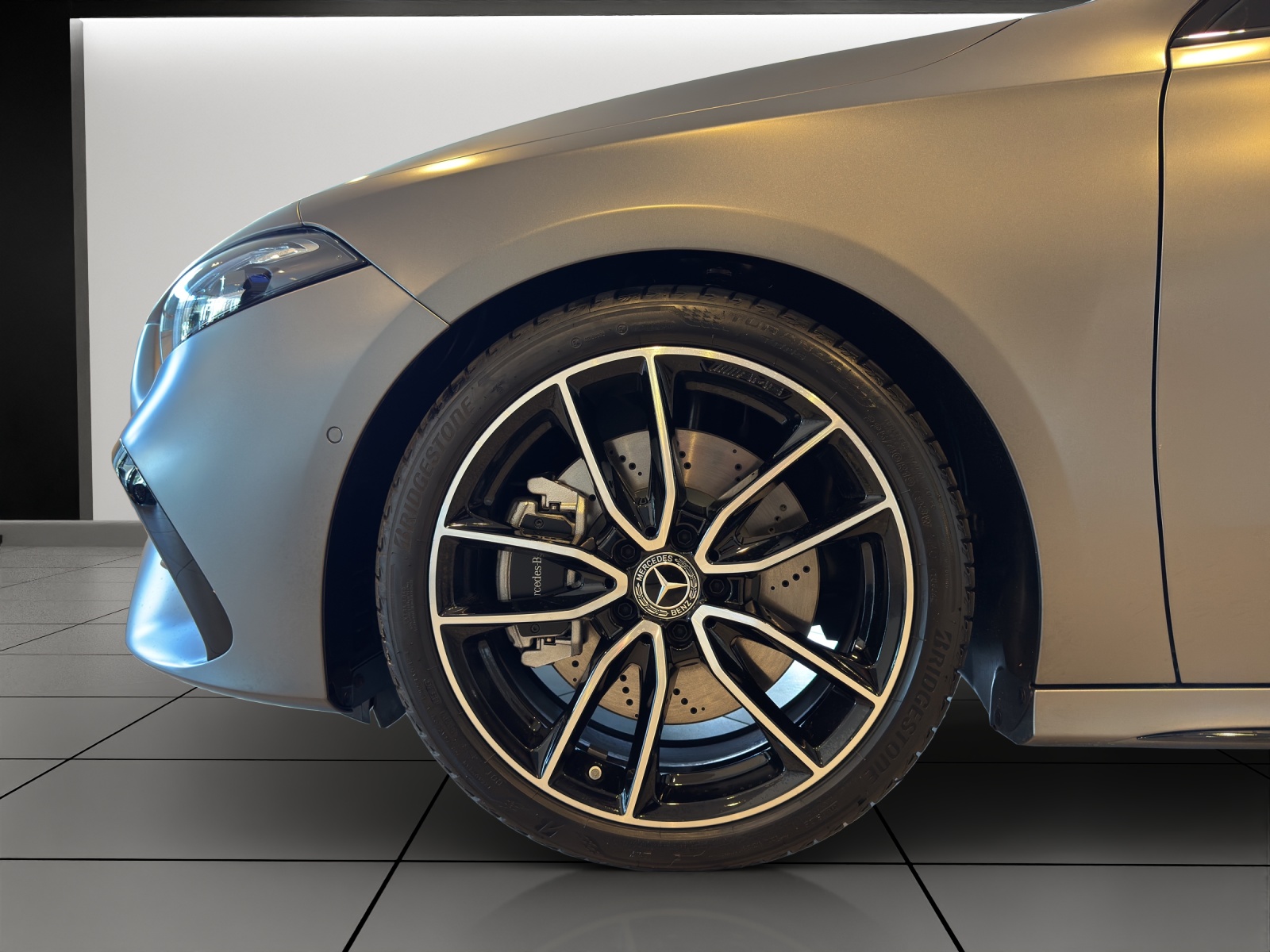 MERCEDES-BENZ A 250 4Matic 8G-DCT-image-6