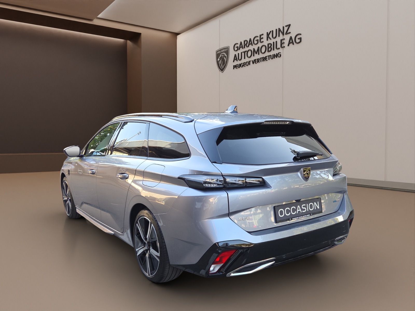PEUGEOT 308 SW 1.6 PHEV 180 GT-image-2