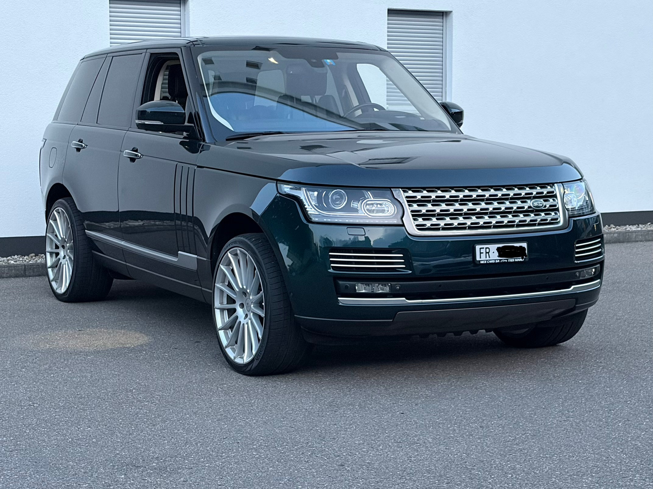 LAND ROVER Range Rover 4.4 SDV8 Autobiography Automatic — slika 1