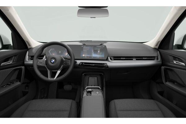 BMW X1 18d sDrive U11 (CH)-image-3
