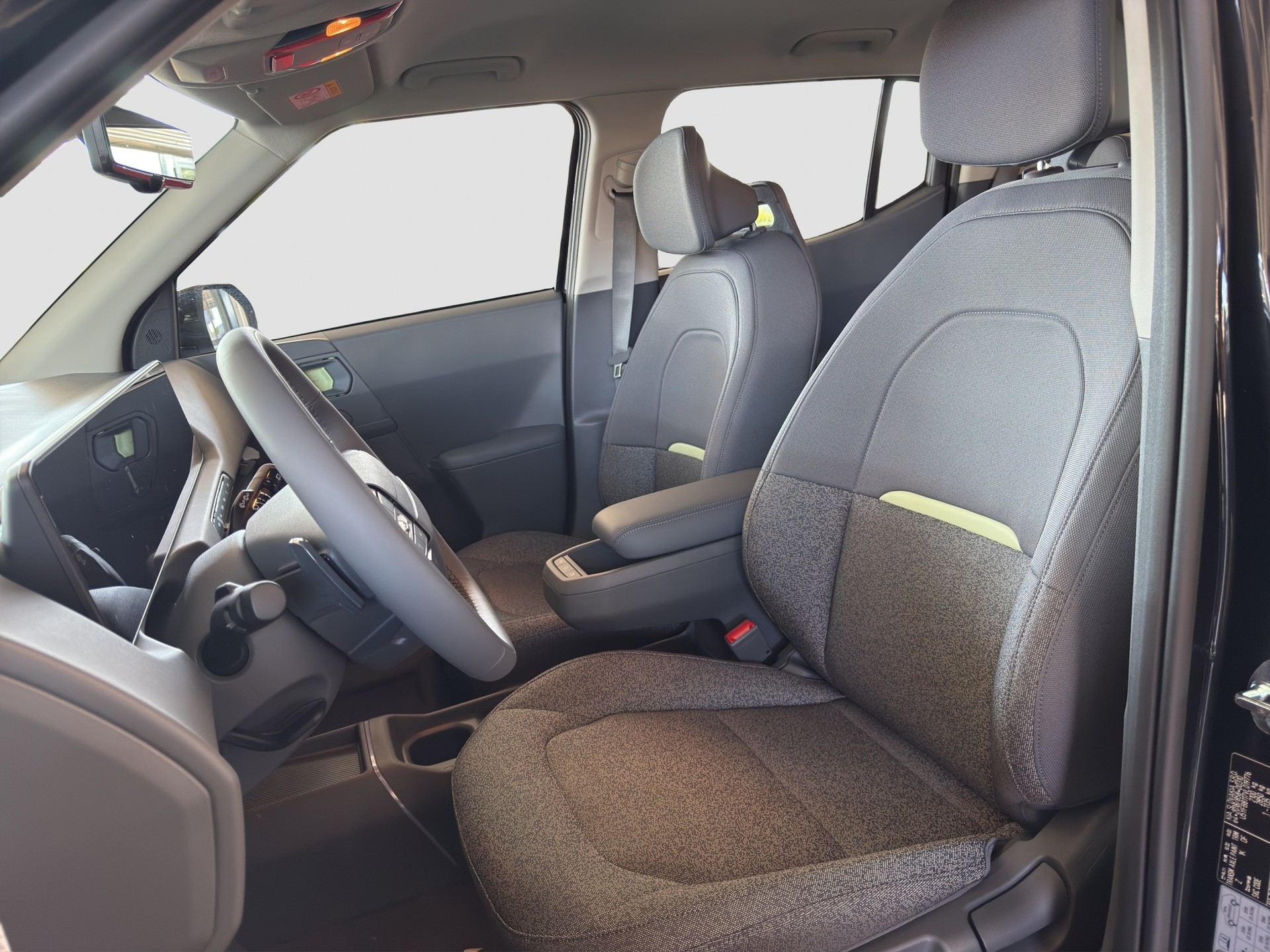 KIA EV2 61 kWh Air-image-8