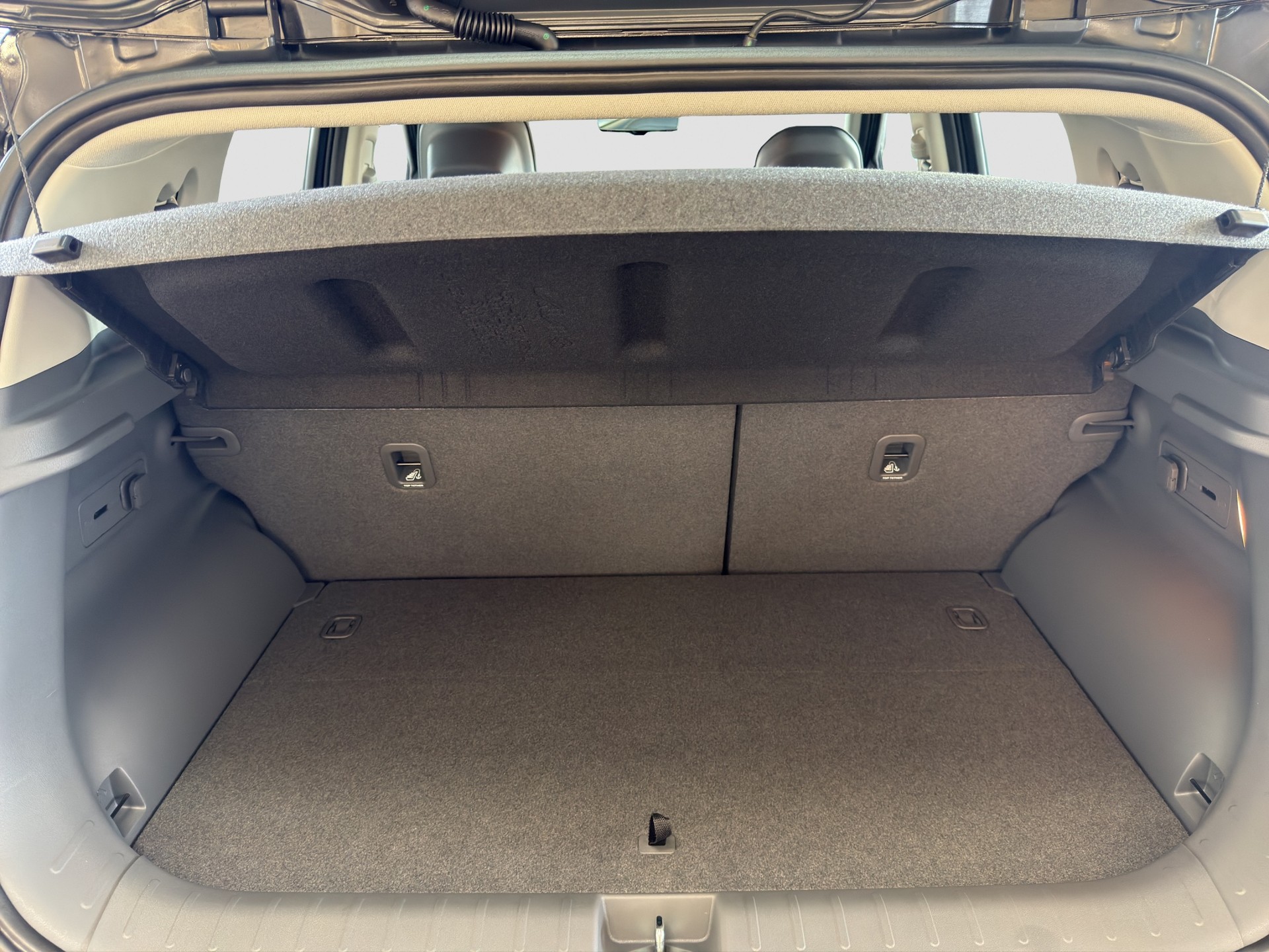 KIA EV2 61 kWh Air-image-15