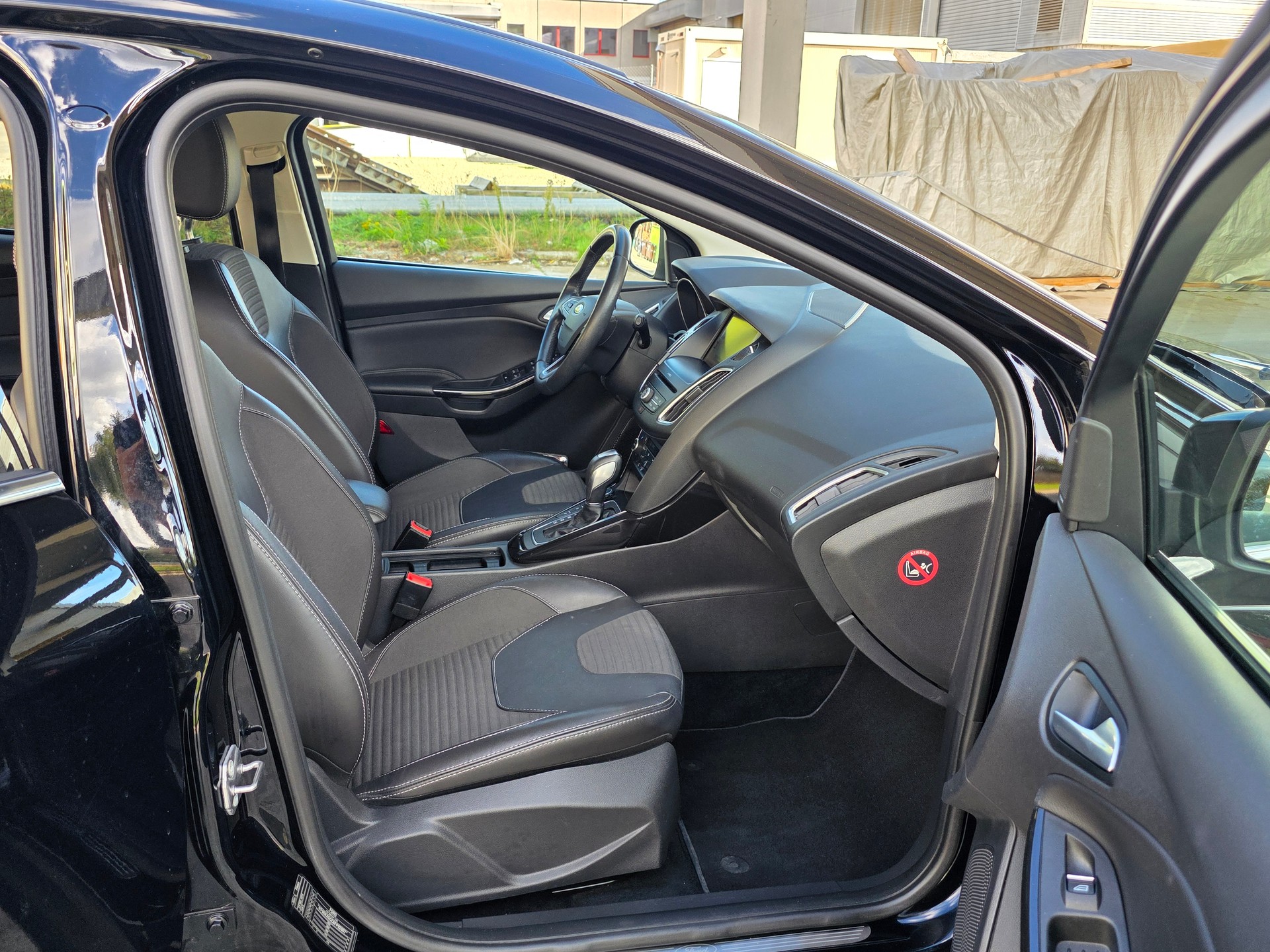 FORD Focus 2.0 TDCi Titanium Powershift-image-7