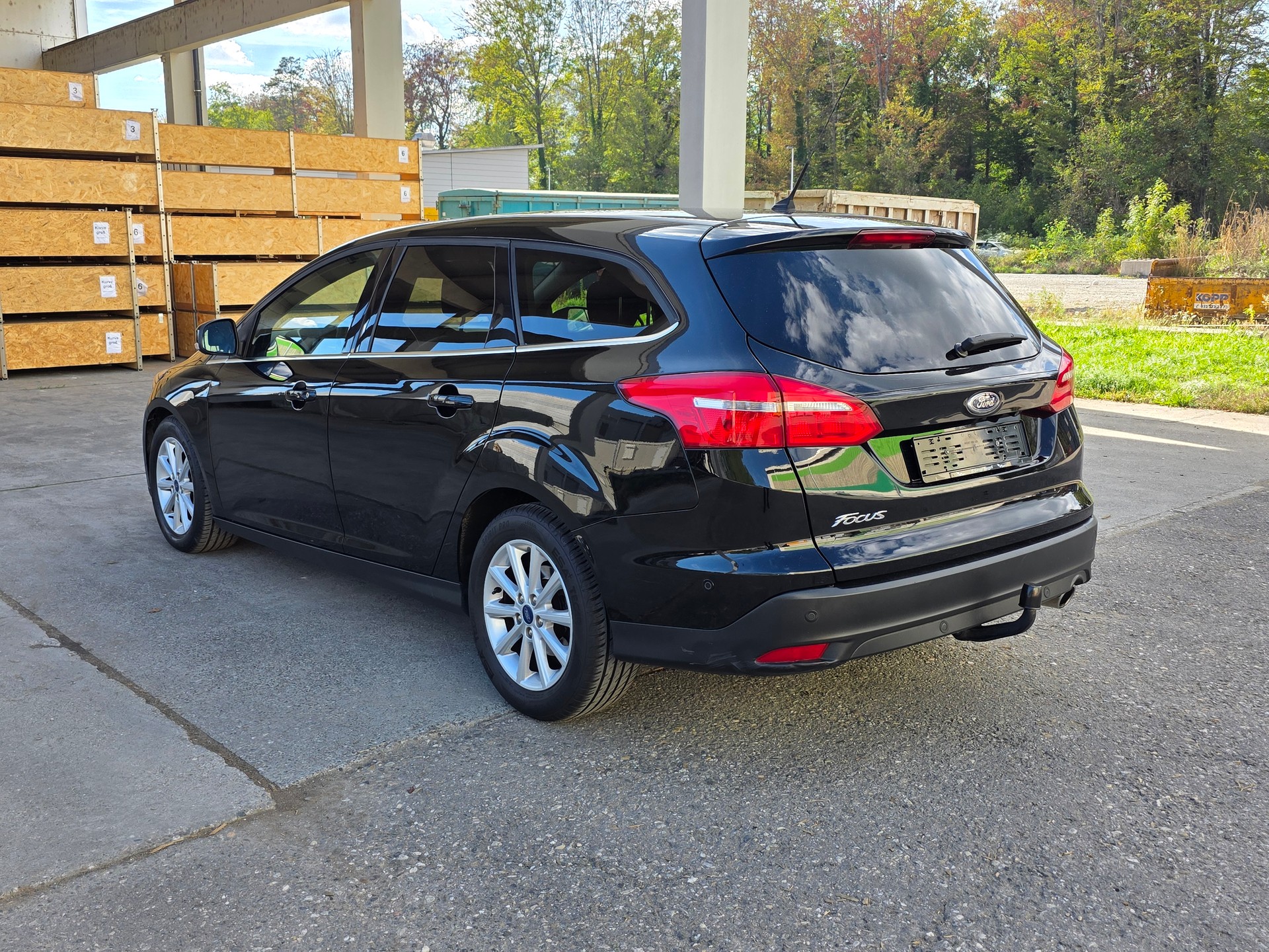 FORD Focus 2.0 TDCi Titanium Powershift-image-1