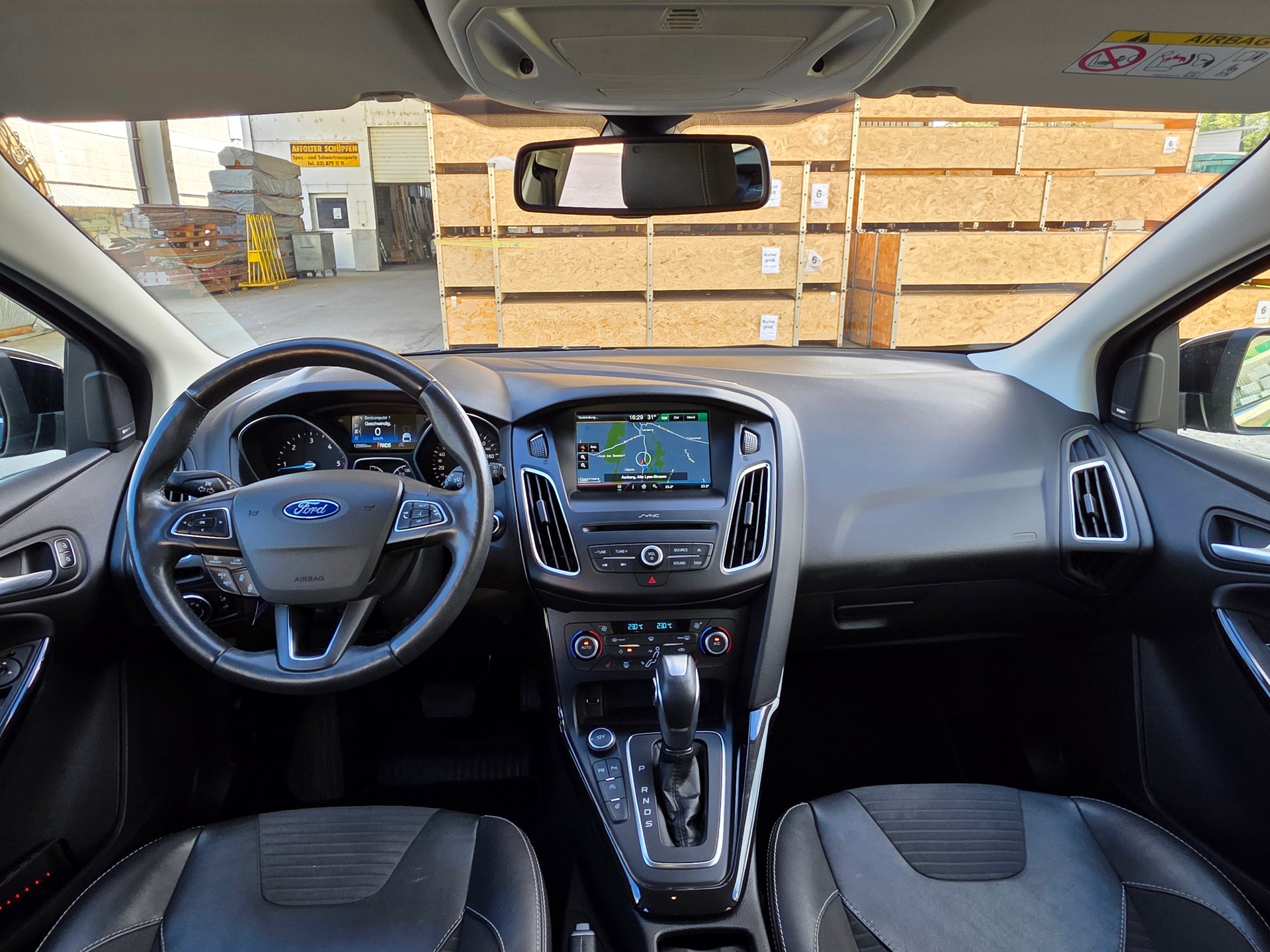 FORD Focus 2.0 TDCi Titanium Powershift-image-10