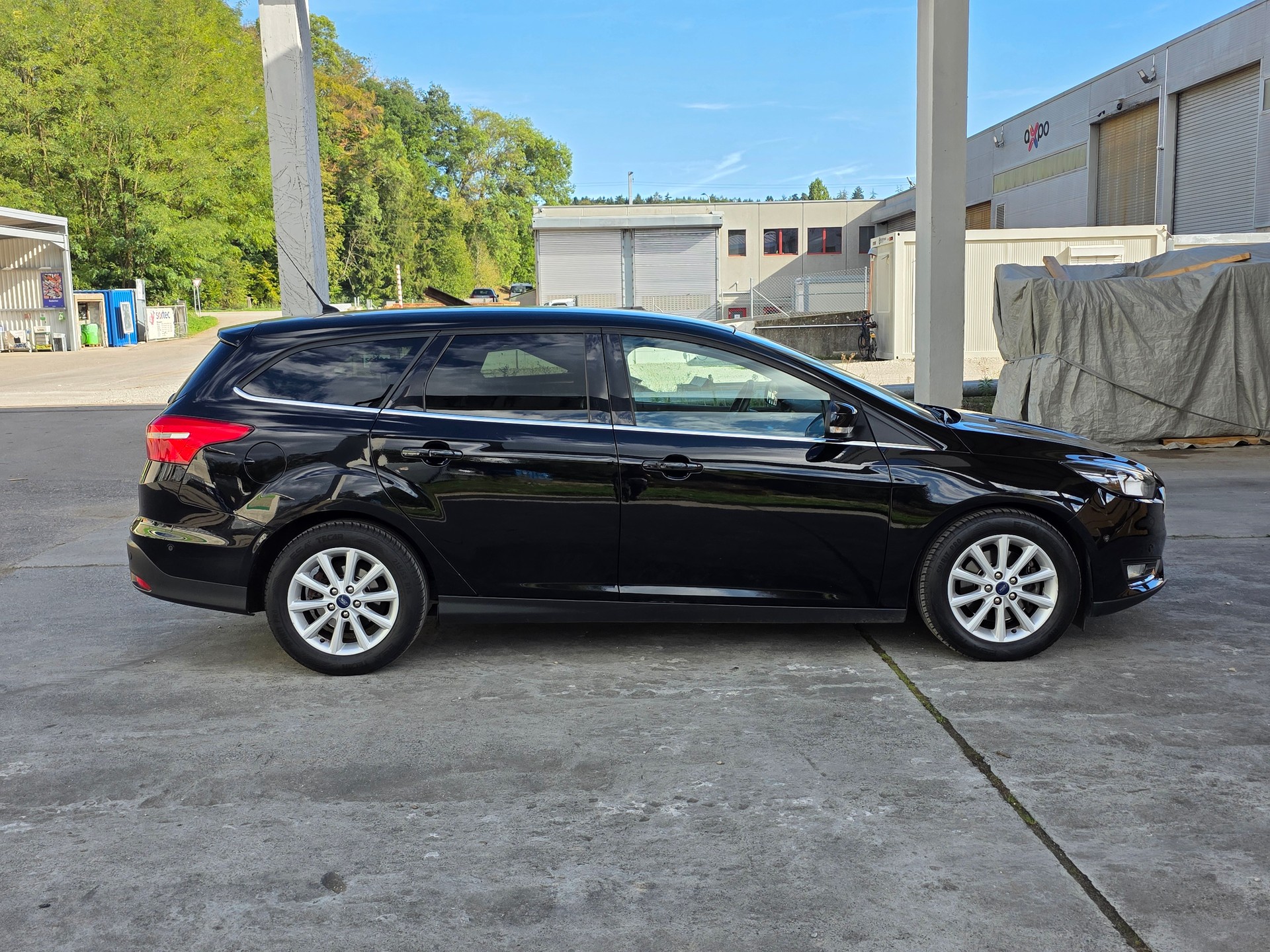 FORD Focus 2.0 TDCi Titanium Powershift-image-2