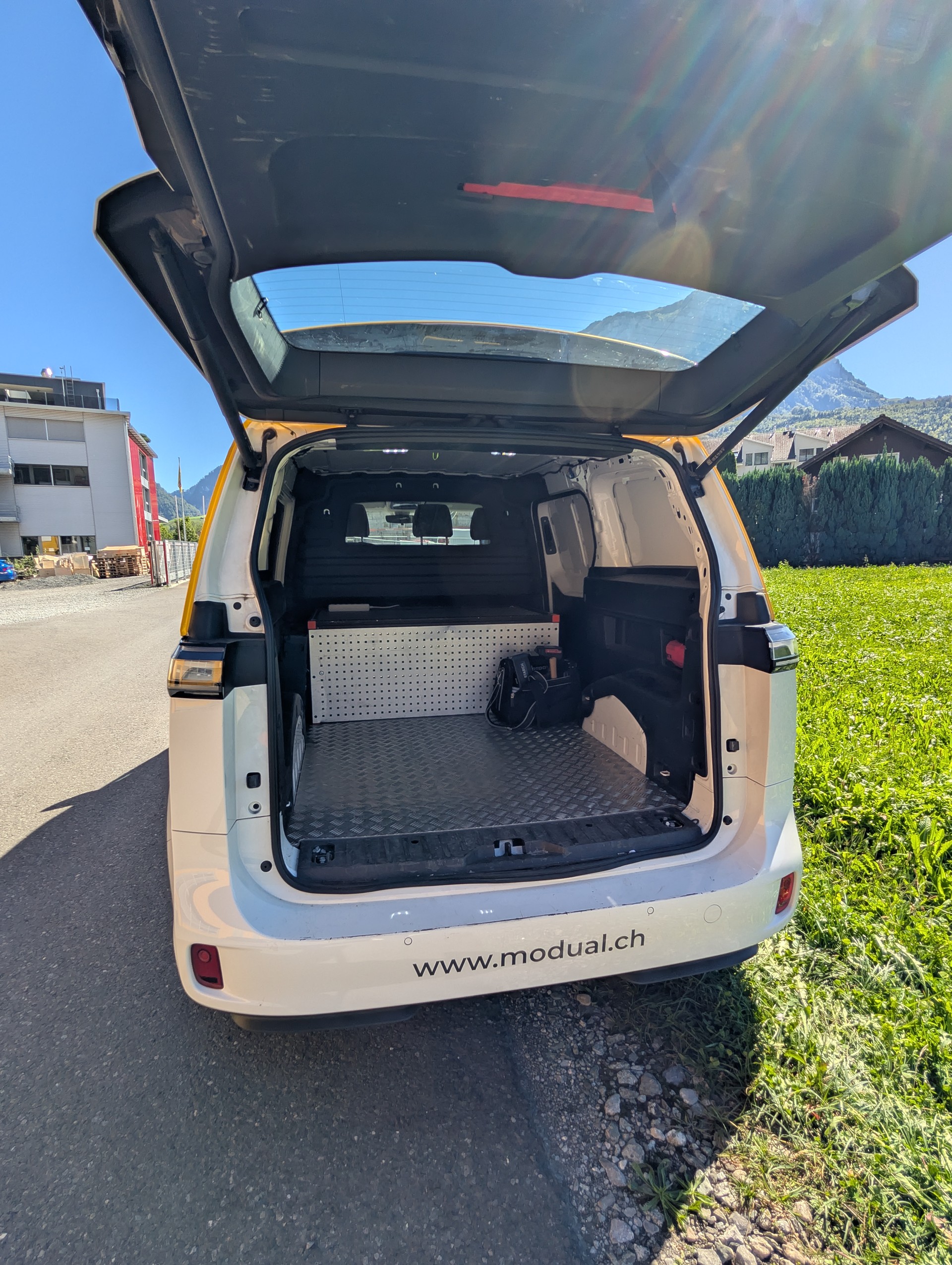 VW 77kWh-image-4