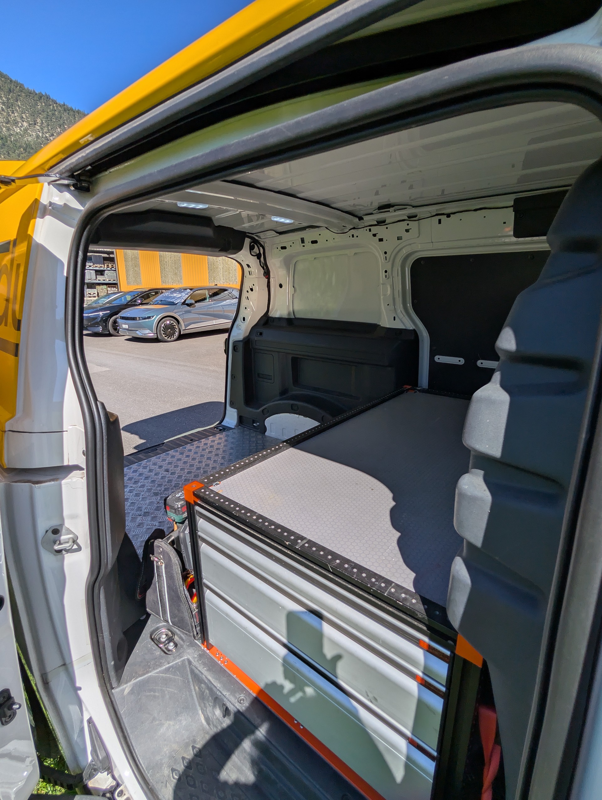 VW 77kWh-image-5