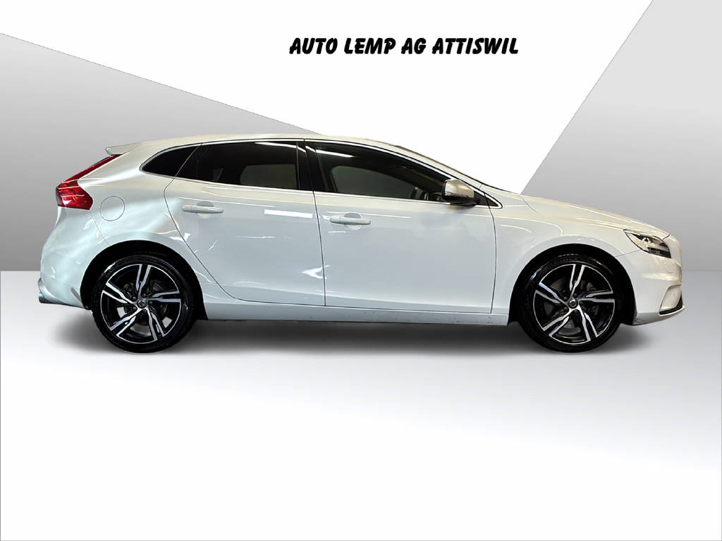 VOLVO V40 1.5 T2 R-Design S/S-image-5