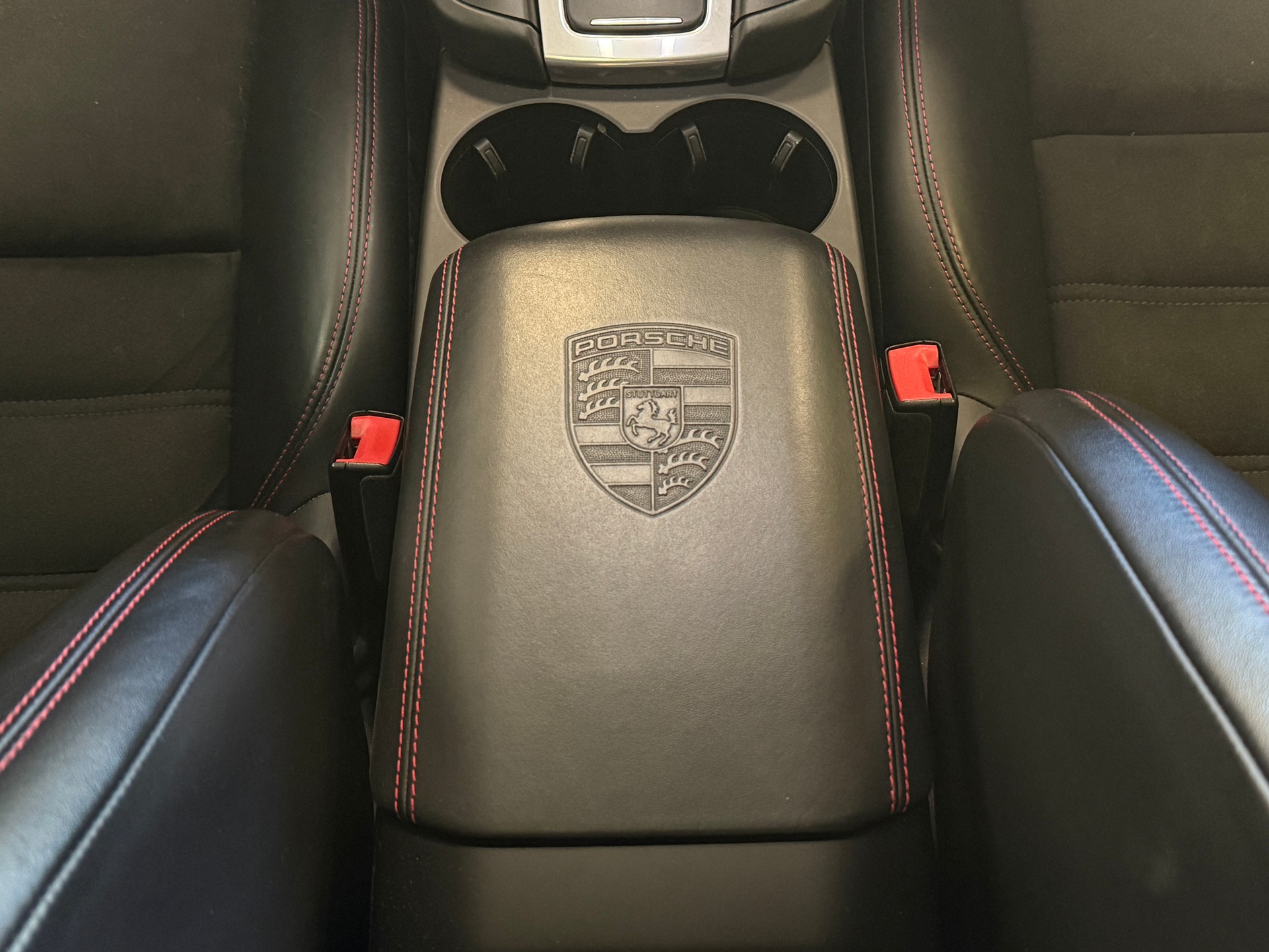 PORSCHE Macan GTS PDK *Carbon & Panoramadach*-image-7