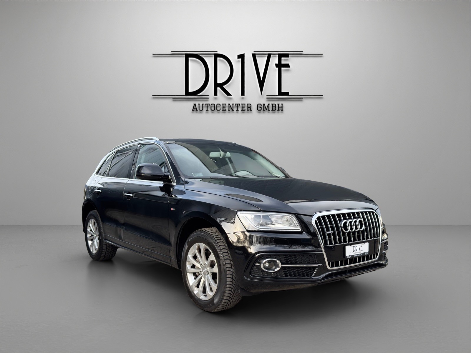 AUDI Q5 2.0 TDI quattro S-tronic-image-2