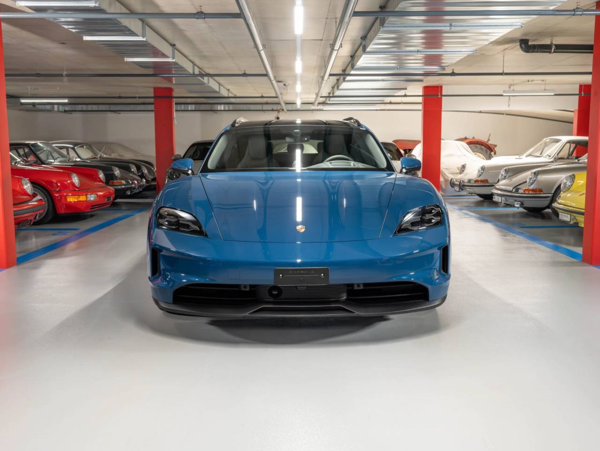 PORSCHE Taycan 4S Sport Turismo-image-1