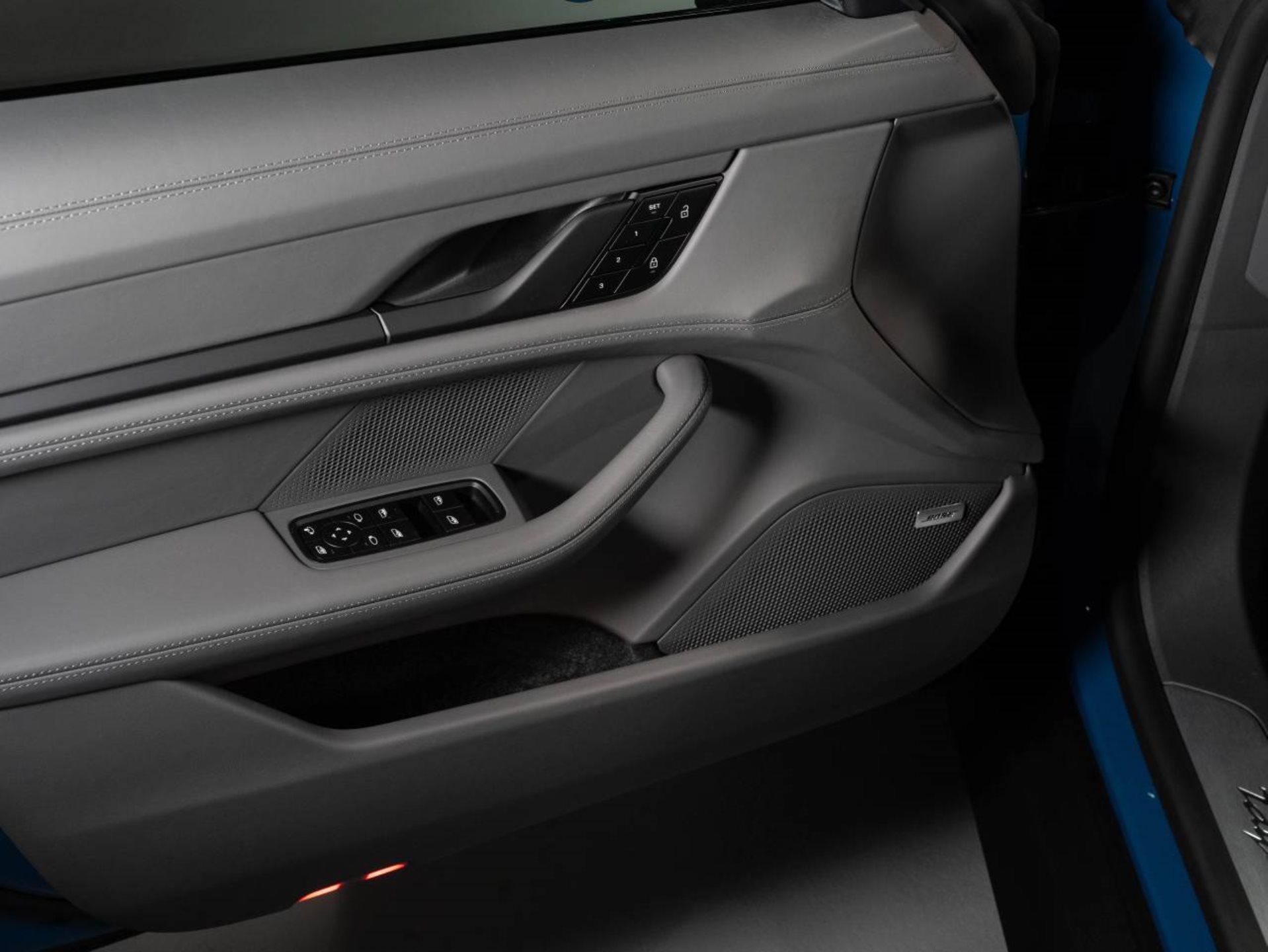 PORSCHE Taycan 4S Sport Turismo-image-14