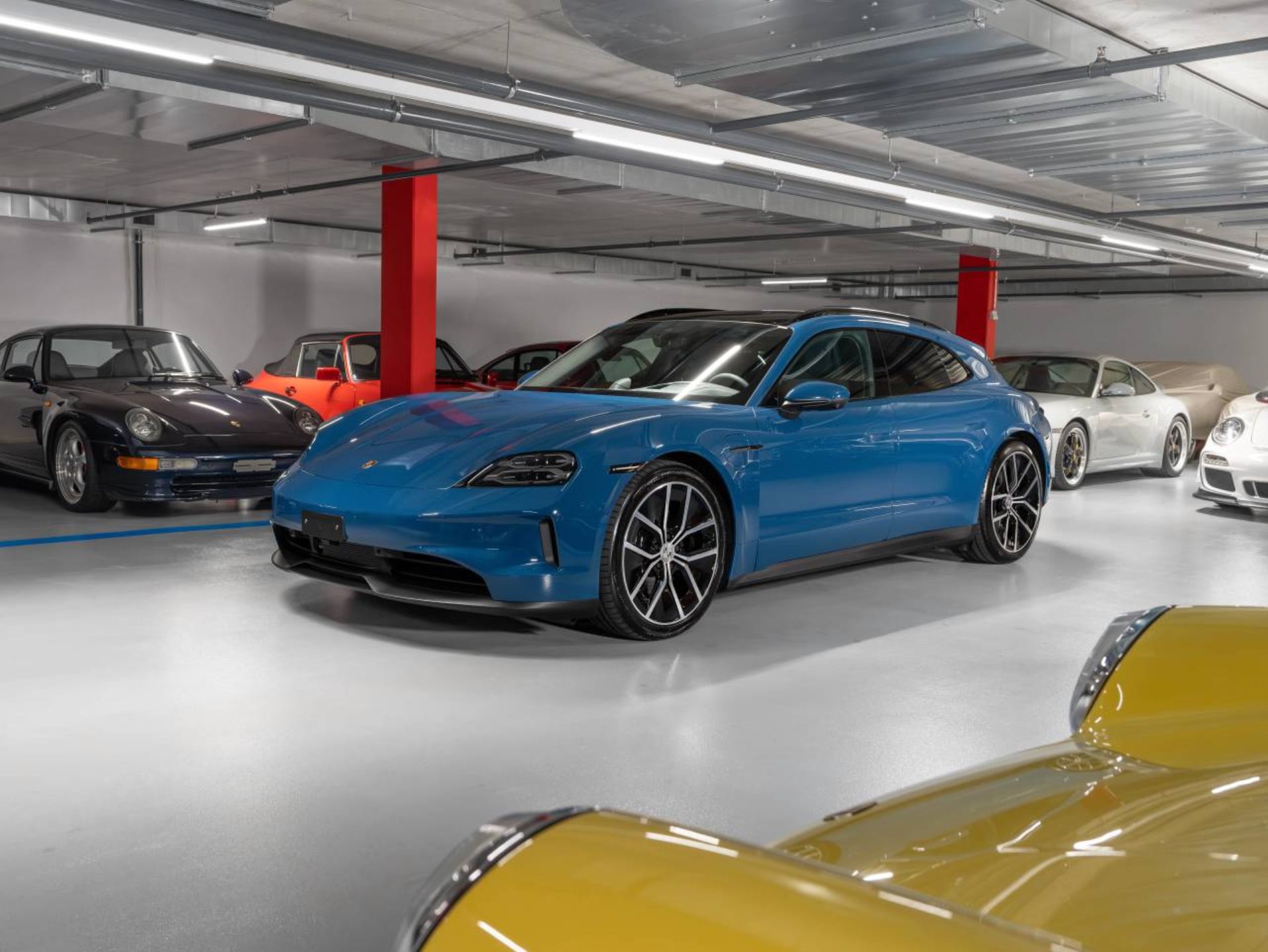 PORSCHE Taycan 4S Sport Turismo-image-0