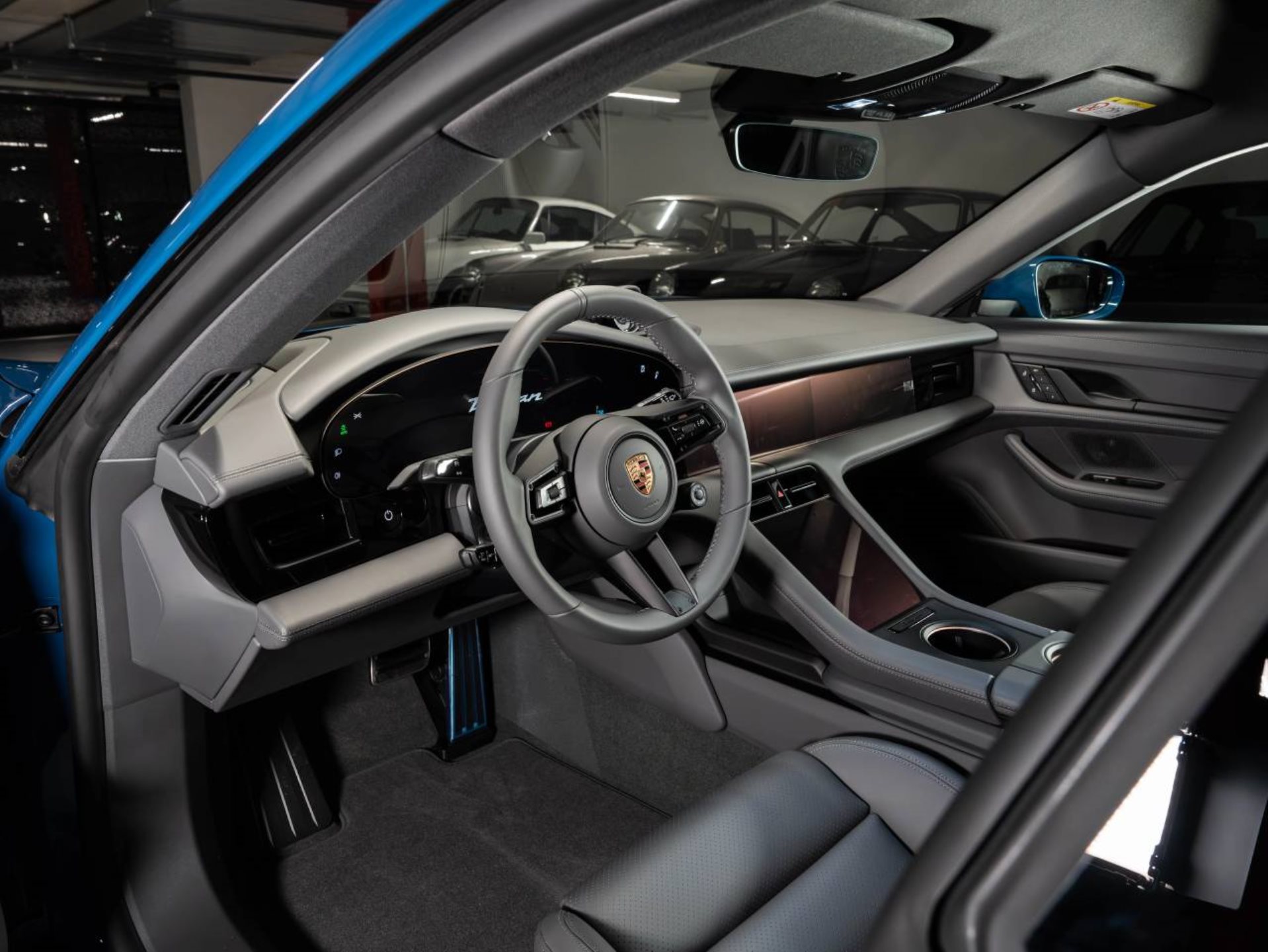 PORSCHE Taycan 4S Sport Turismo-image-3