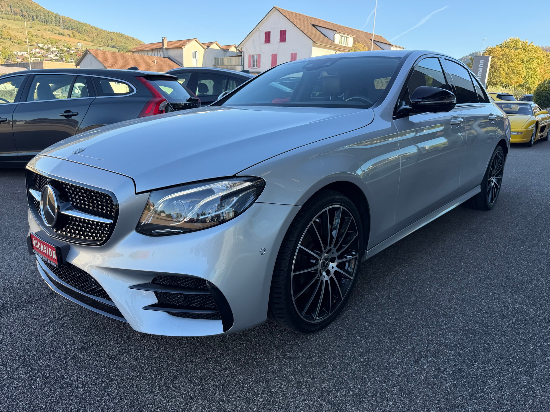 MERCEDES-BENZ E 220 d Swiss Star AMG Line 4matic-image-8