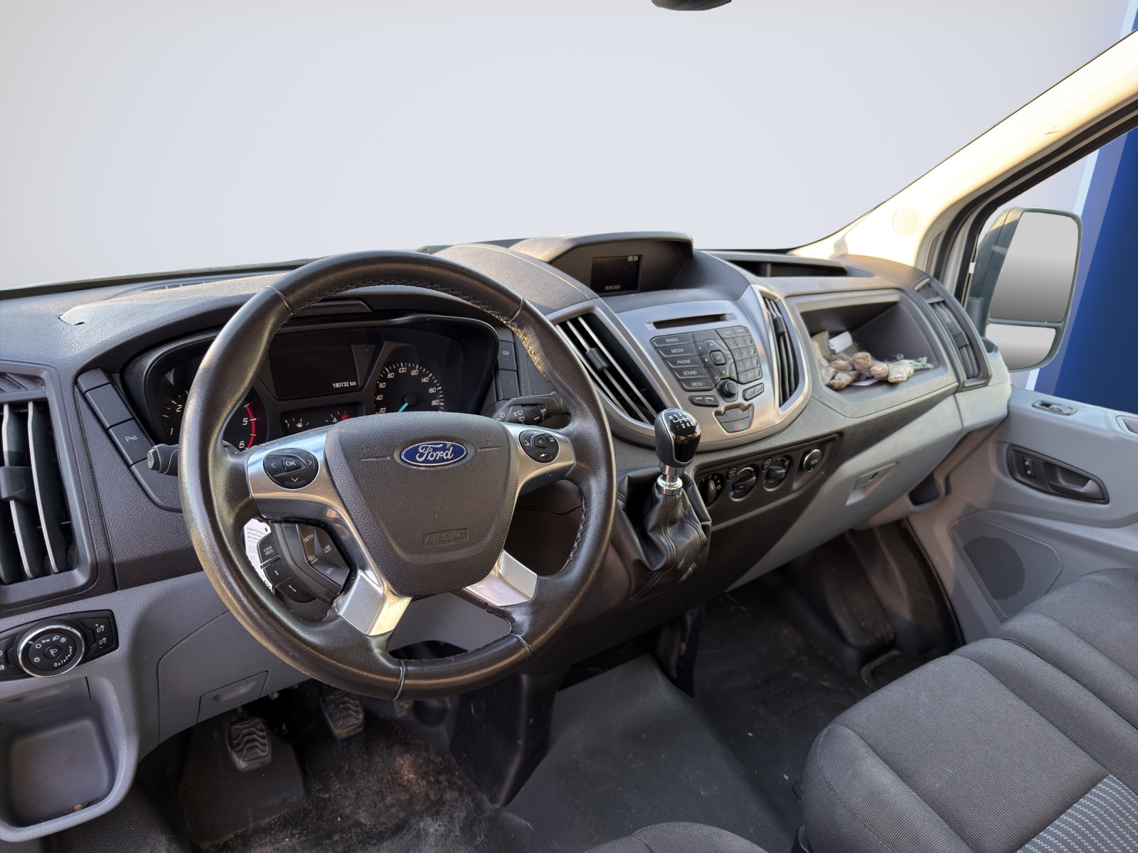 FORD Transit Van 350 L4H3 2.0 TDCi 130 Trend-image-11