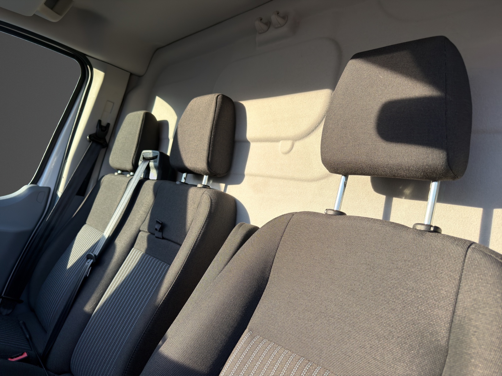 FORD Transit Van 350 L4H3 2.0 TDCi 130 Trend-image-9