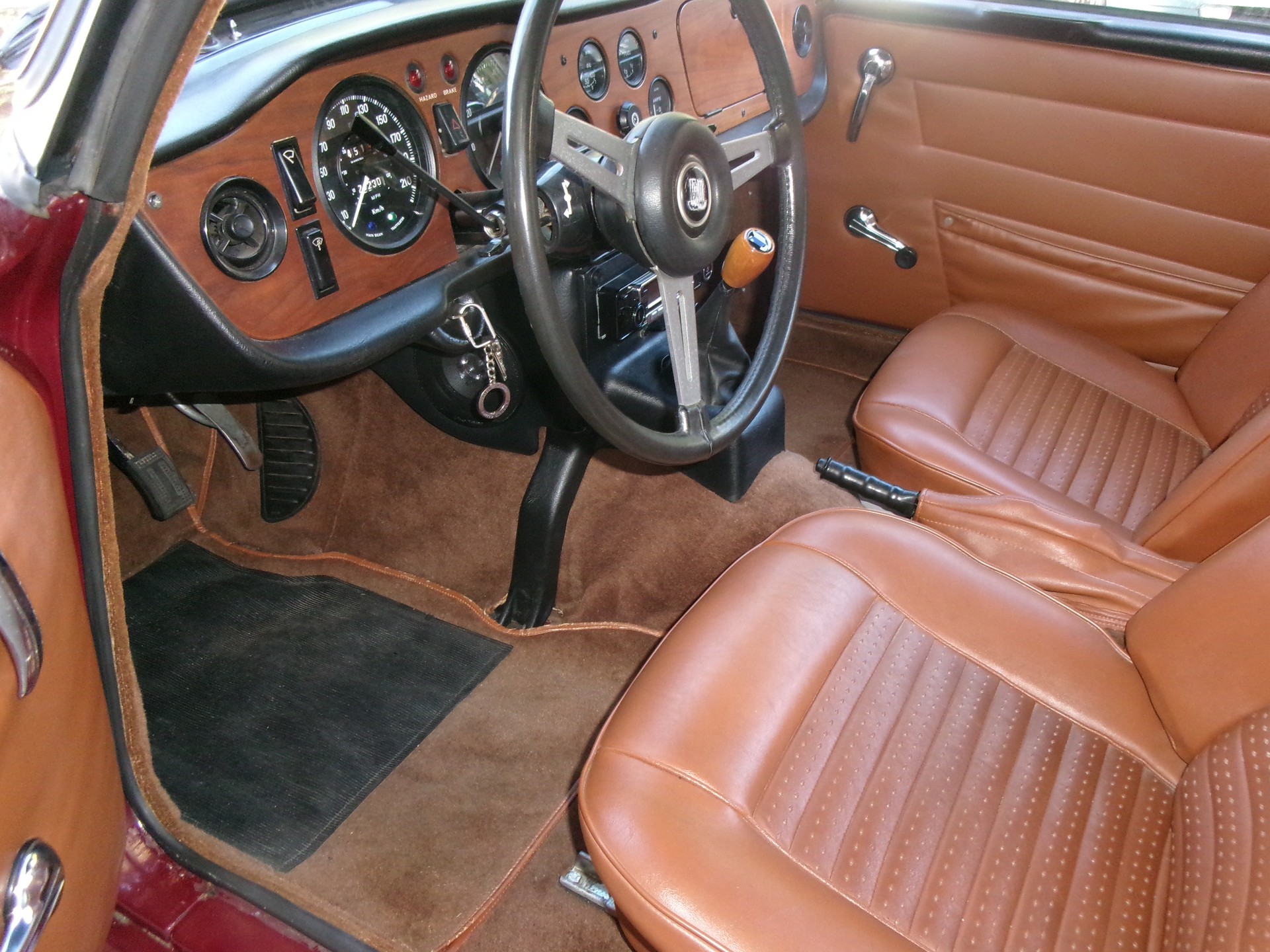 TRIUMPH TR6-image-10