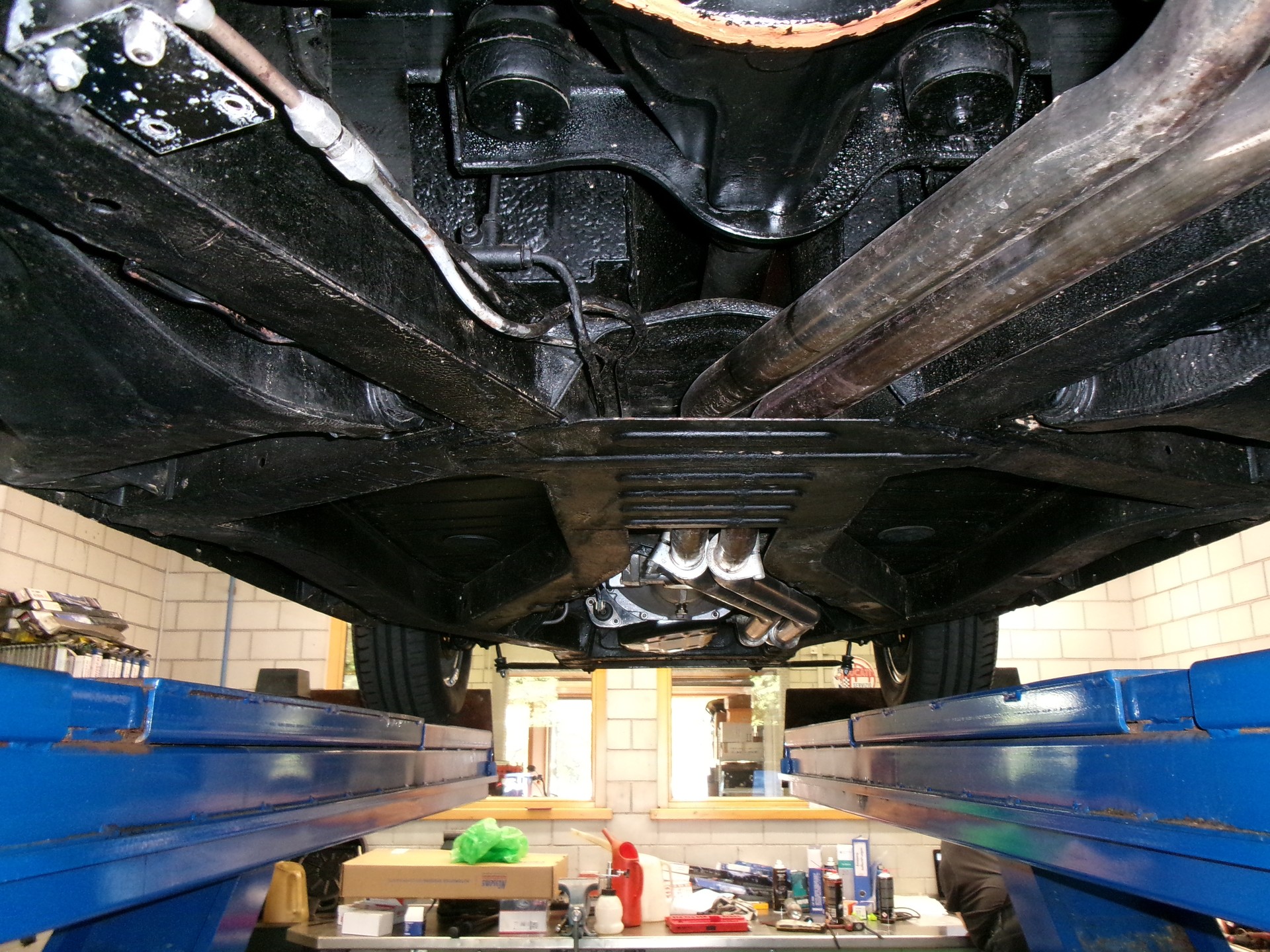 TRIUMPH TR6-image-19