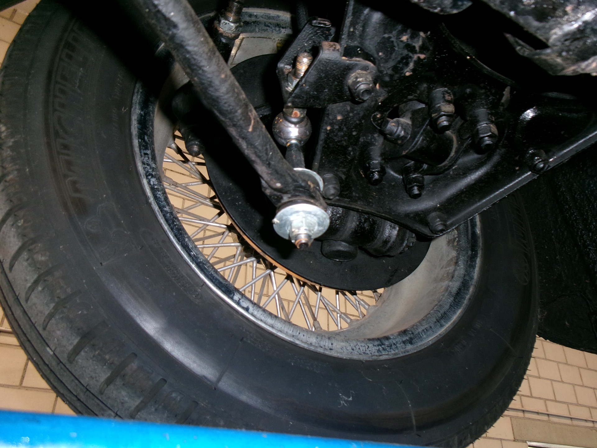 TRIUMPH TR6-image-22