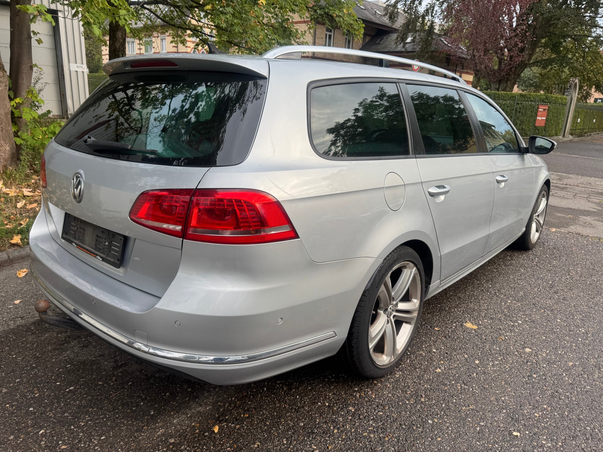 VW Passat Variant 2.0 TSI R-Line DSG-image-3
