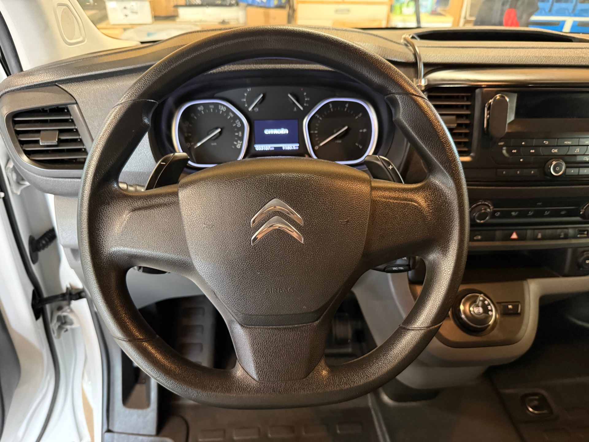 CITROEN Jumpy 2.0 BlueHDi 140 M Club EAT8-image-7